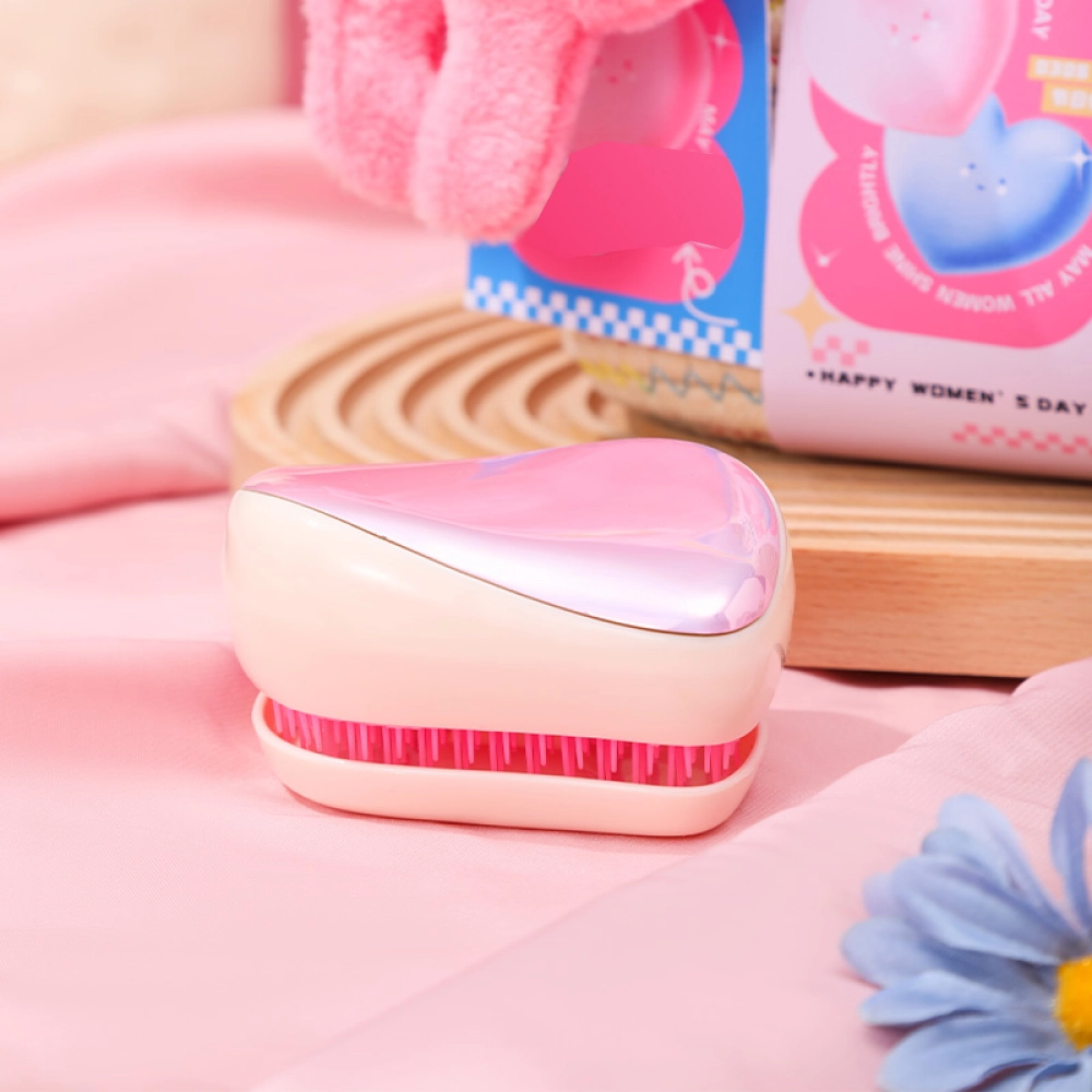 Inspiring Women in the Workplace with the Her Shine Gift Box thumbnail 7