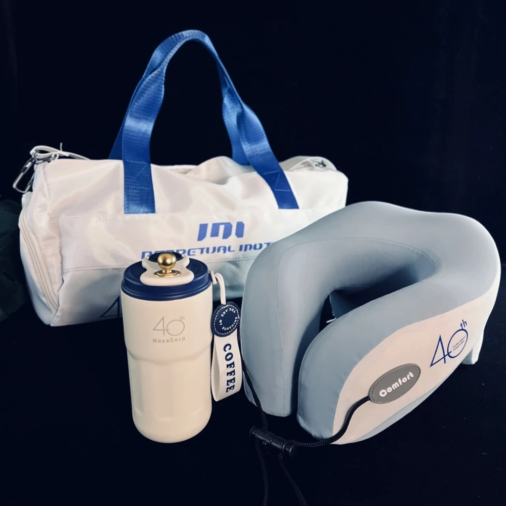 Executive Commuter Gift Bundle: Luxury Memory Headrest Presentation Set thumbnail 4