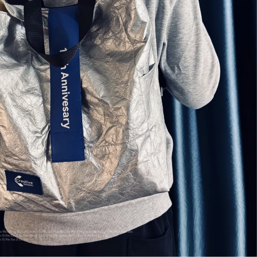 Modern Eco-Conscious Business Set: Durable DuPont Paper Bag Gift Bundle thumbnail 3