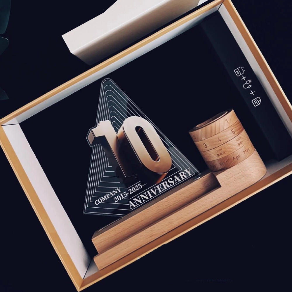 Classic Years of Service Gift Box