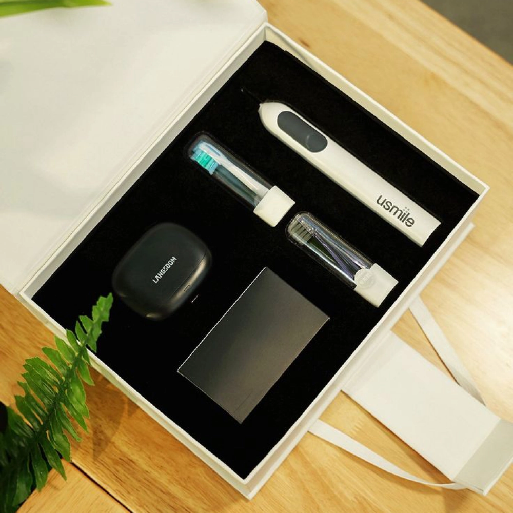 Executive Grooming Essentials With Electric Toothbrush Professional Branding Corporate Gift