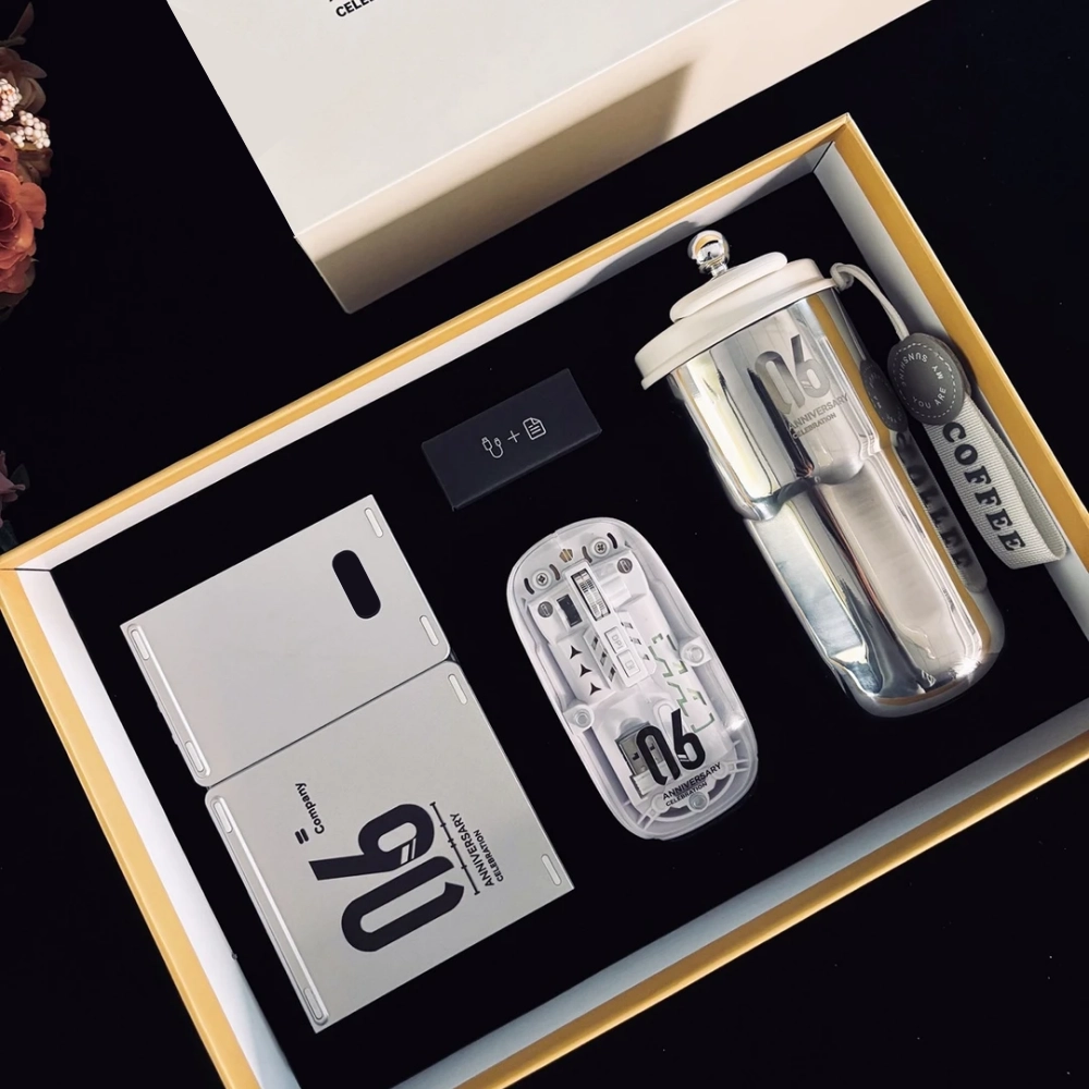 Tech gift set - main view