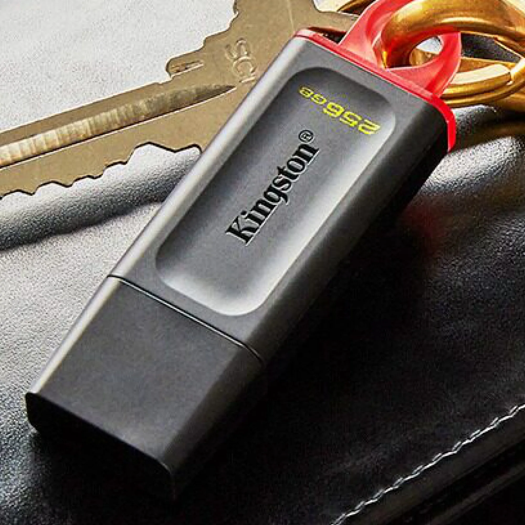 Kingston USB 3.2 Gen 1 Flash Drive 64GB/128GB/256GB DTX/DTXM/DTXS Series thumbnail 4