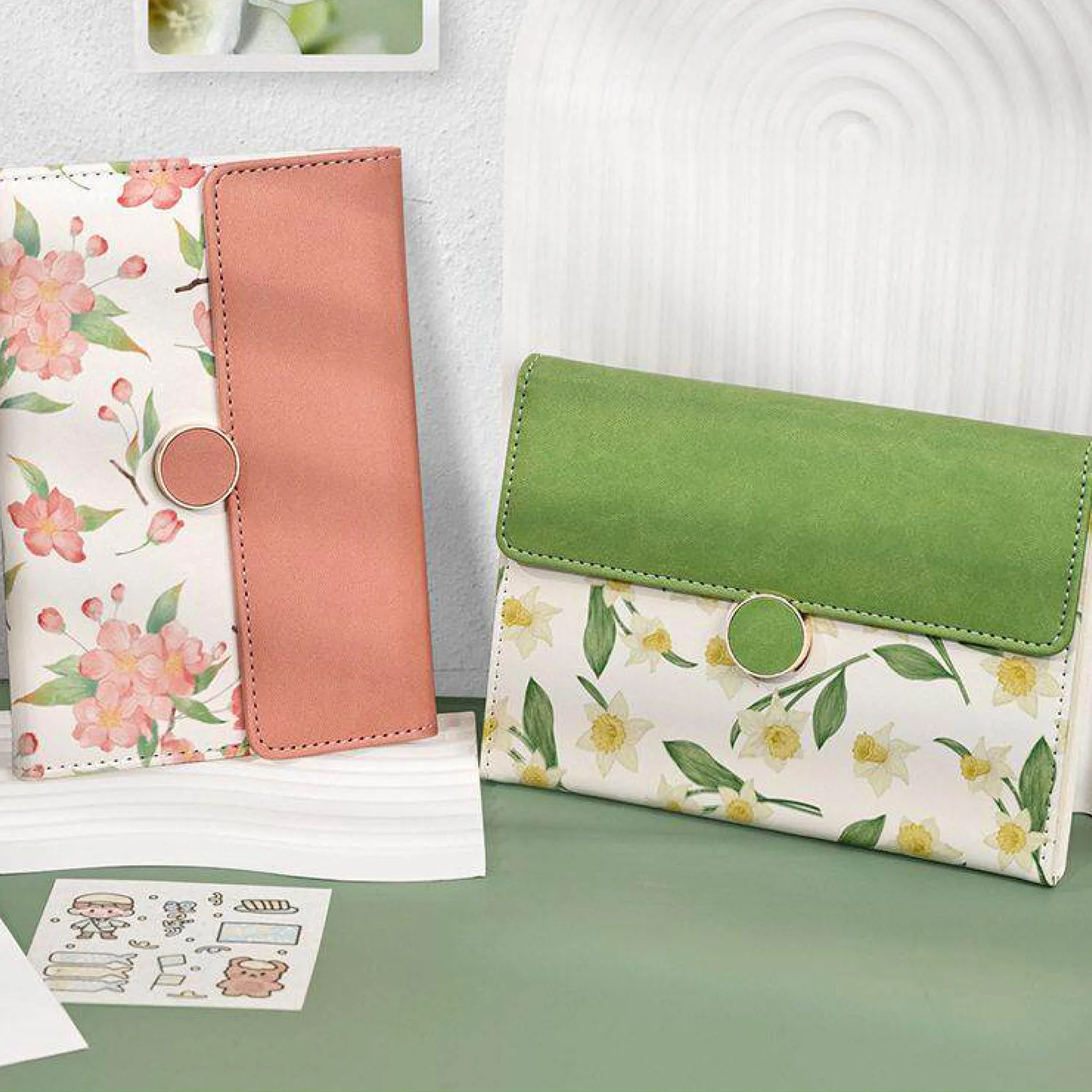 PU Leather Tri-Fold Notebook, B6, 128 Sheets thumbnail 9
