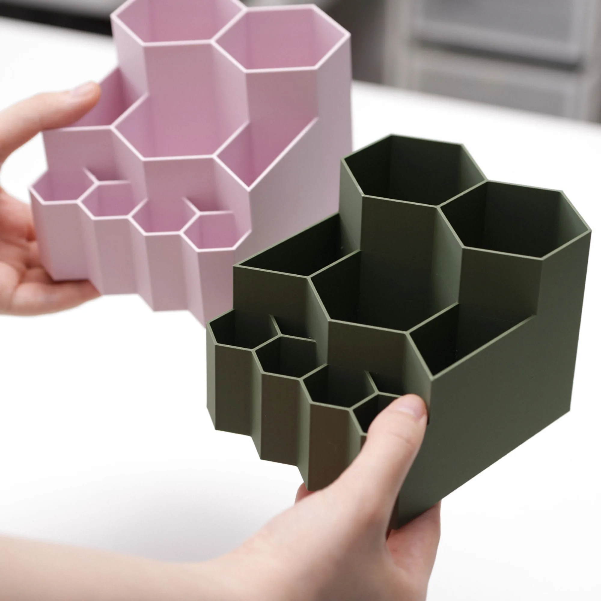 Multifunctional Desk Pen Holder with Multiple Compartments thumbnail 3
