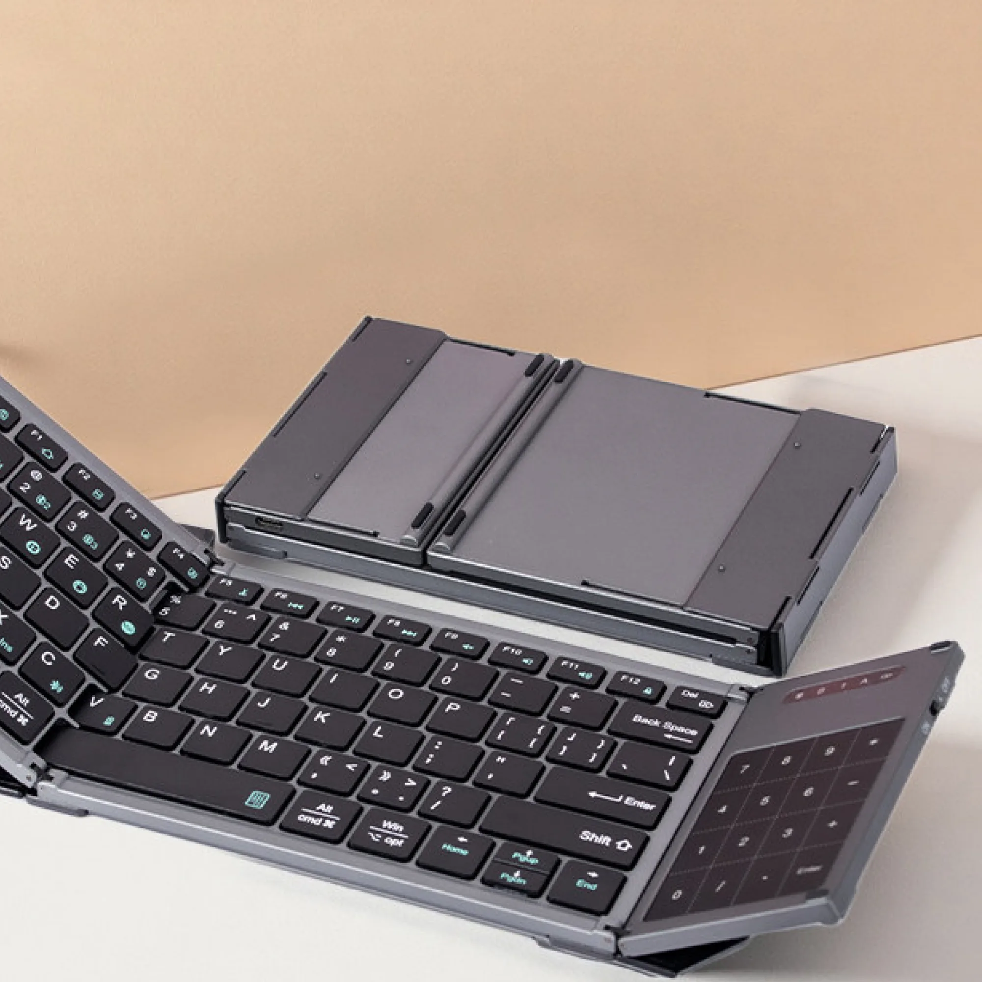 Foldable Wireless Keyboard with Full-Size Numeric Keypad thumbnail 10