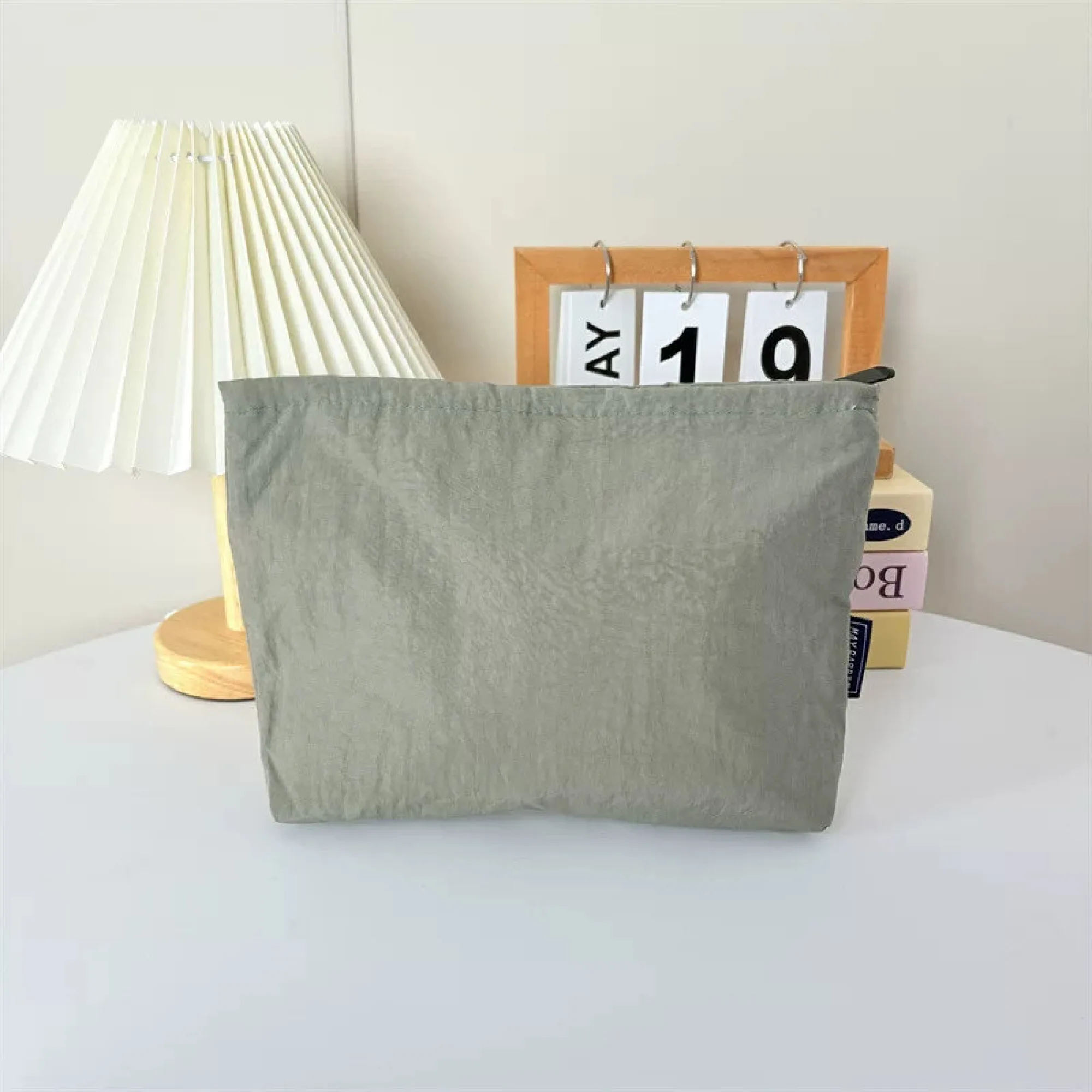 Nylon Waterproof Cosmetic Bag with Zipper Closure thumbnail 13