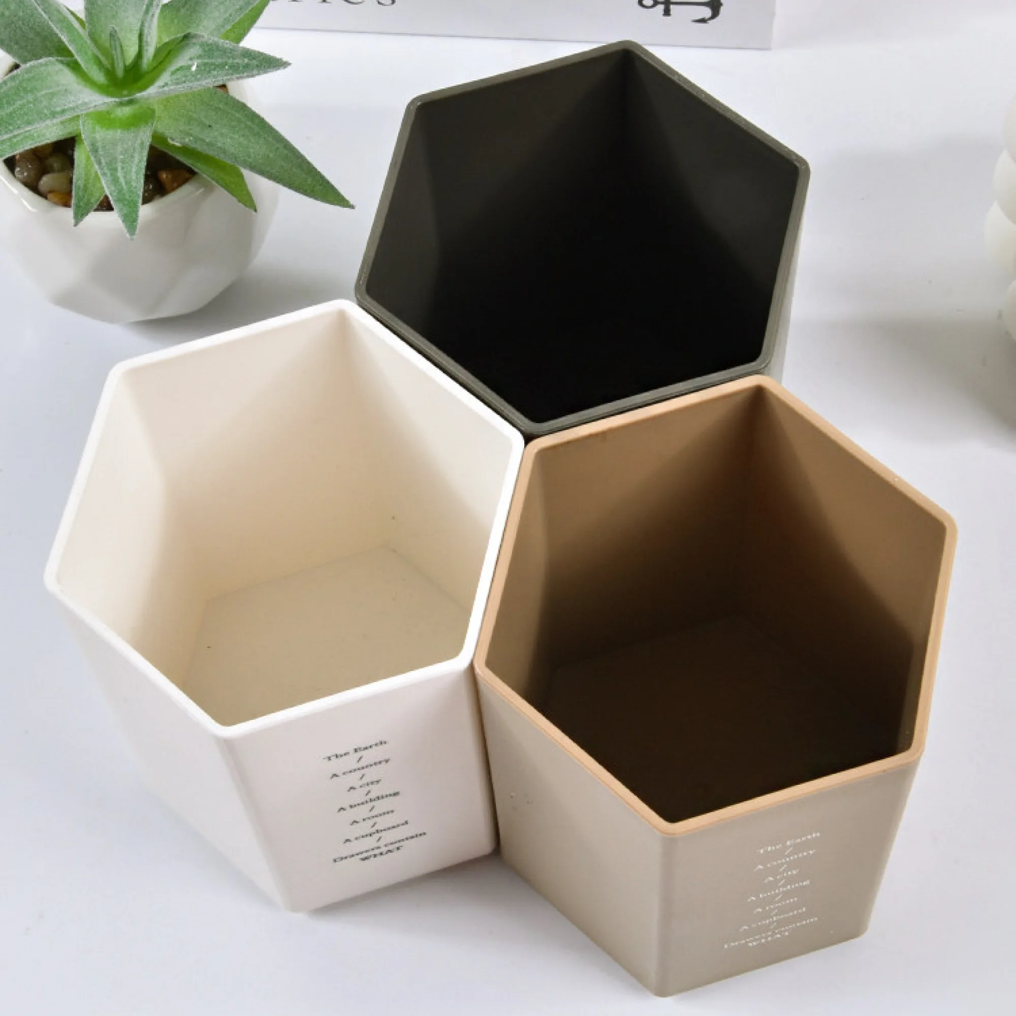 PP Hexagonal Desk Pen Holder with 70-Pen Capacity thumbnail 5