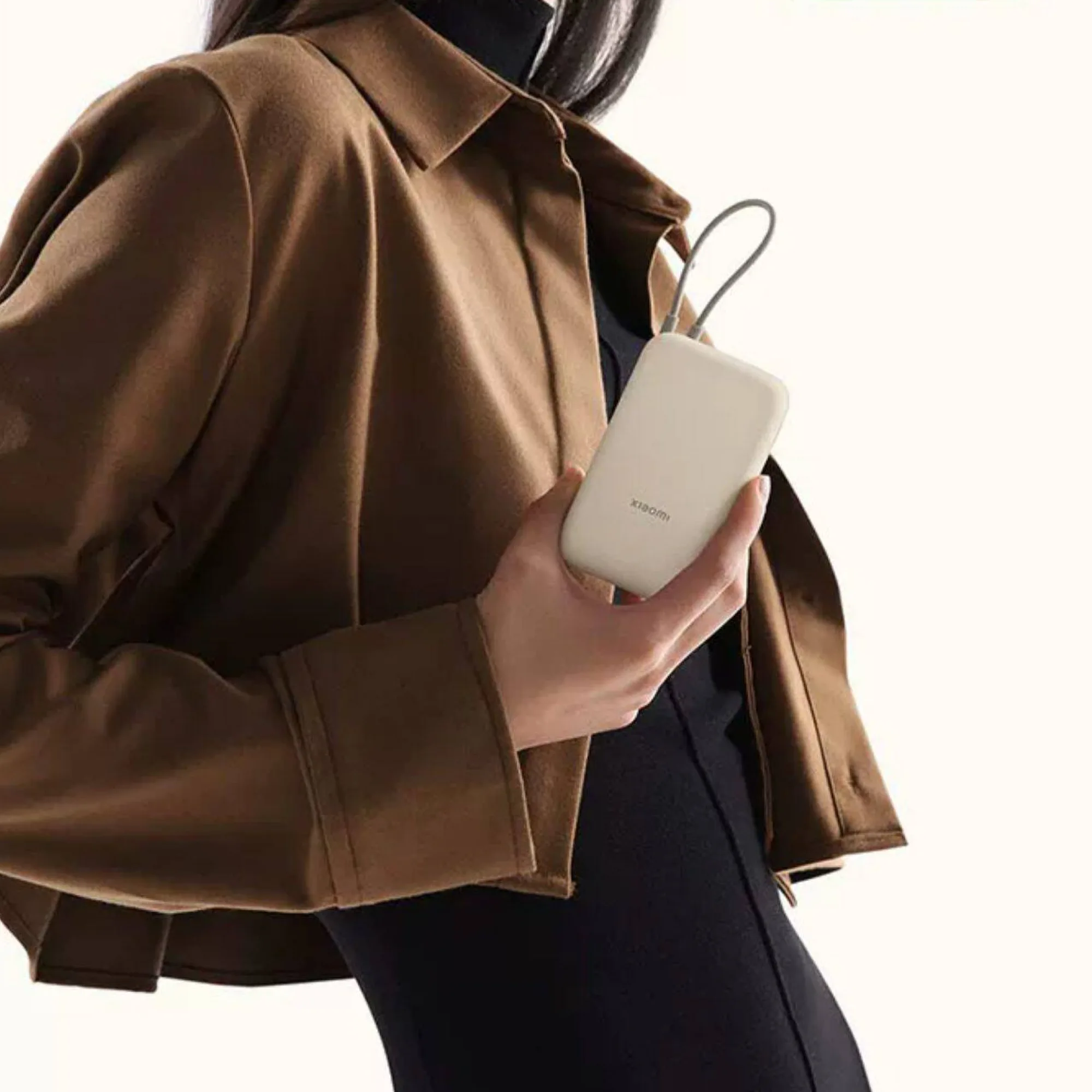 Xiaomi 10000mAh Power Bank with Built-in Cable thumbnail 4