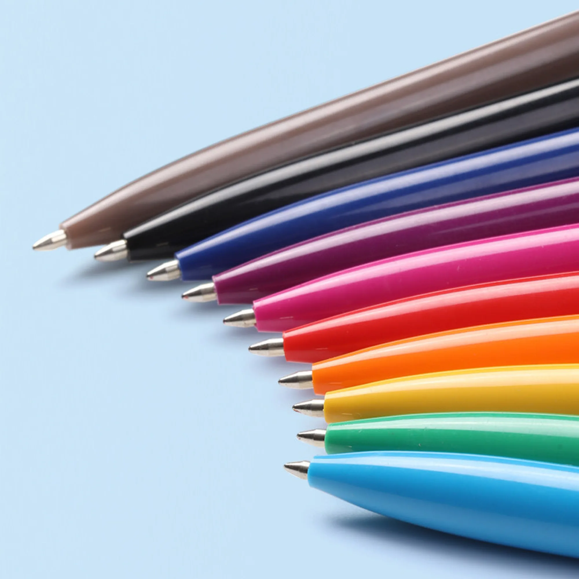Multi-Color Retractable Ballpoint Pen Set thumbnail 5