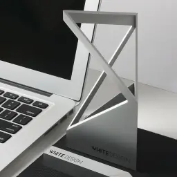 White Design Aluminum Alloy Triangular Pen Holder thumbnail 2