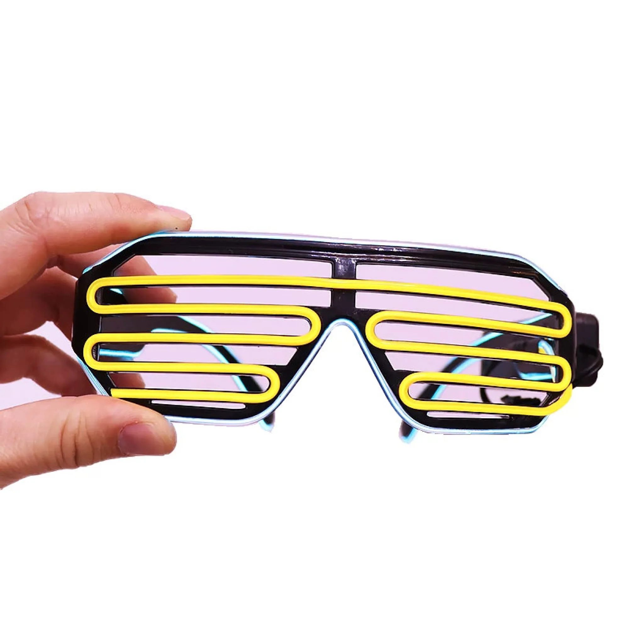 Glowing Glasses for Party Decorations