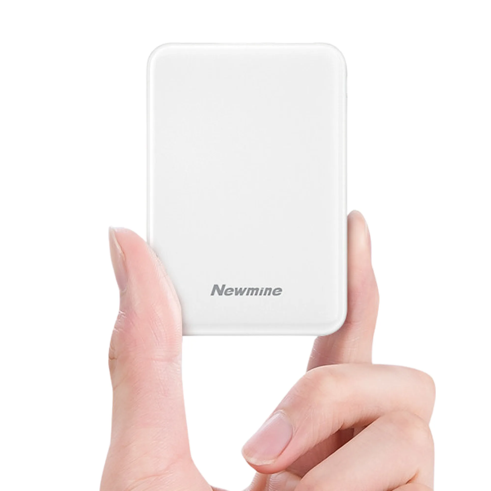 Newmine A501 Card-Style Portable Power Bank with 5000mAh and 10000mAh