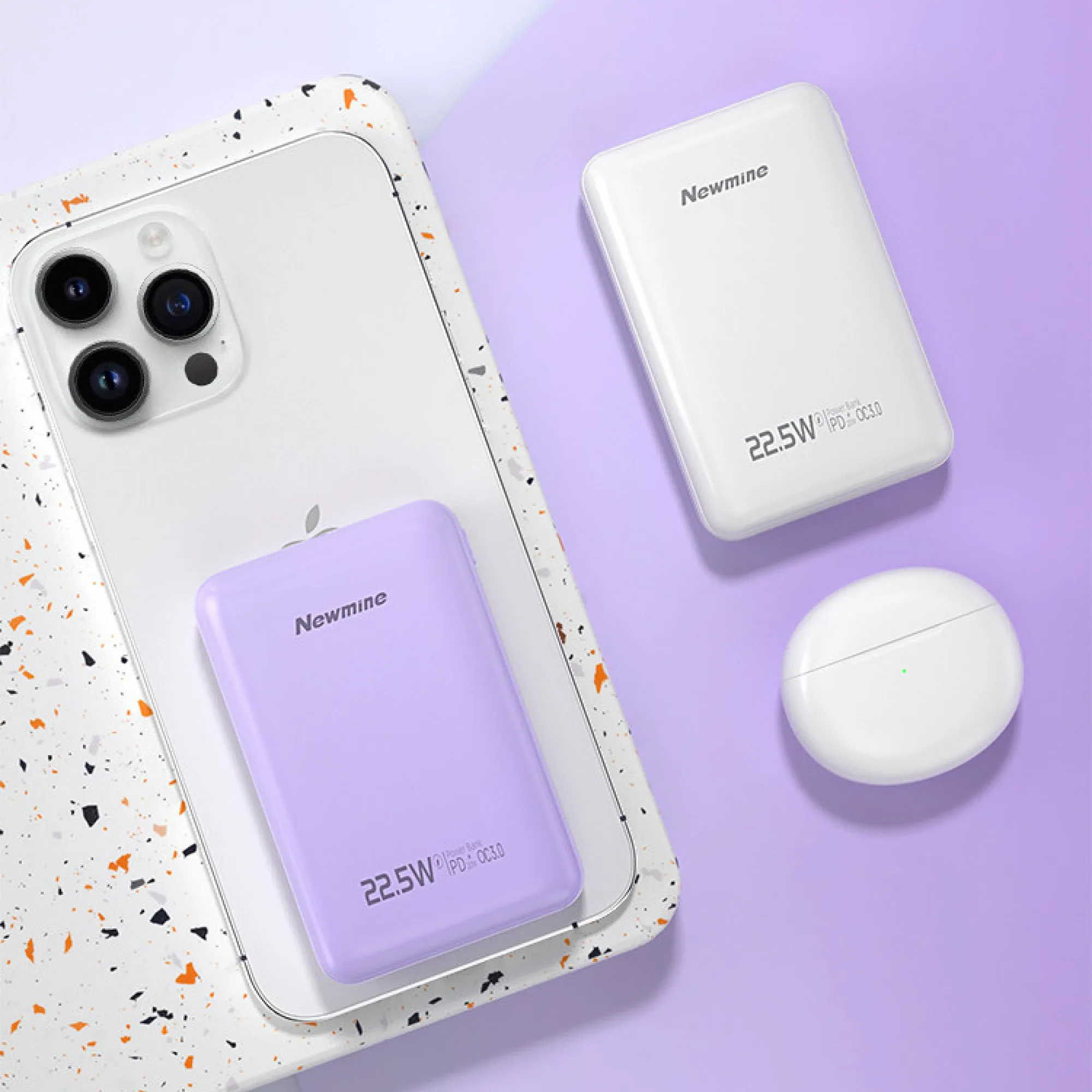 Newmine A501 Card-Style Portable Power Bank with 5000mAh and 10000mAh thumbnail 10