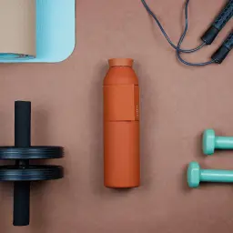 Closca Wave Vacuum Insulated Stainless Steel Water Bottle thumbnail 9