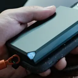 TEGIC BX Magnetic Wireless Charging Power Bank thumbnail 5