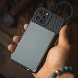 TEGIC BX Magnetic Wireless Charging Power Bank thumbnail 2