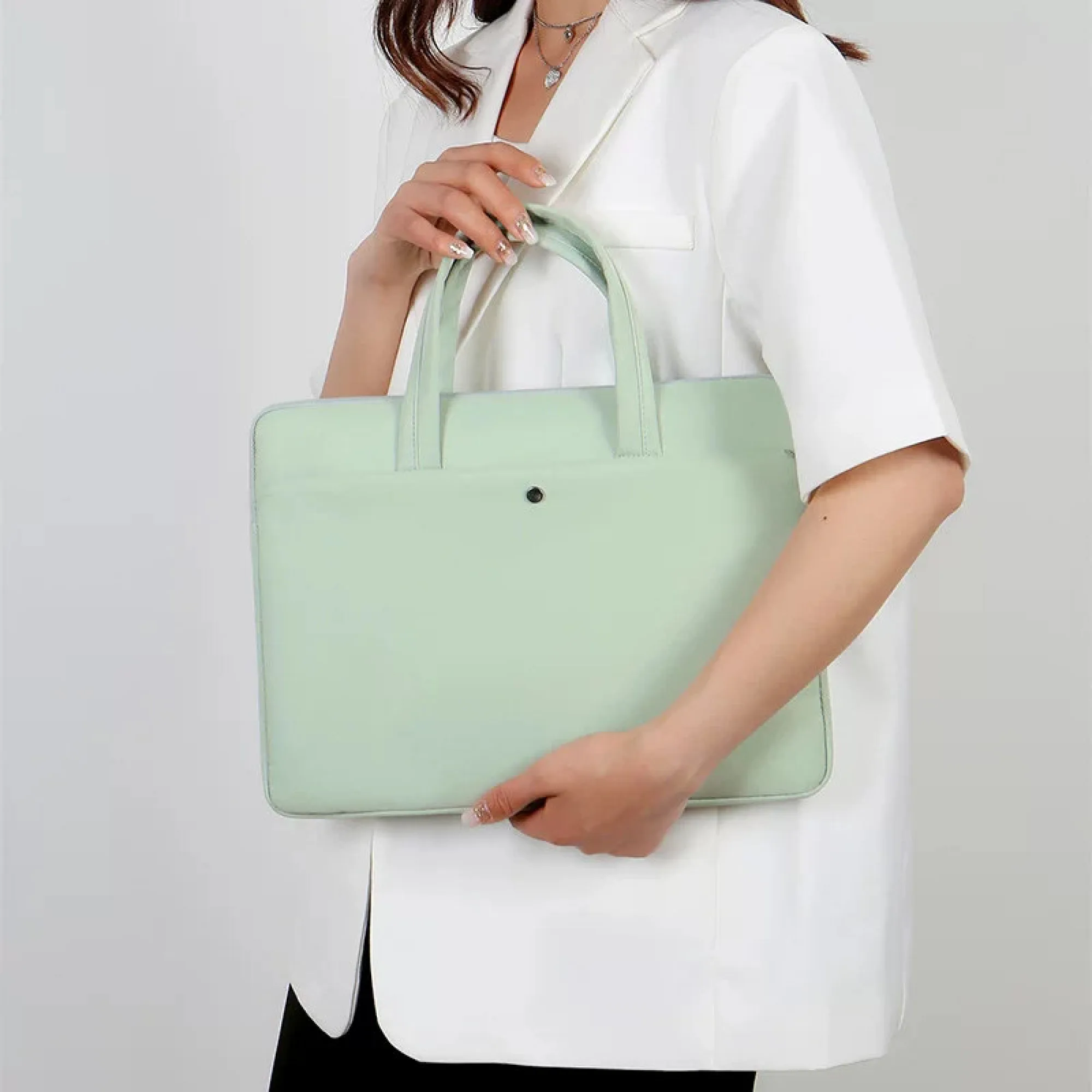 Handheld Briefcase Style Laptop Carrying Bag thumbnail 5