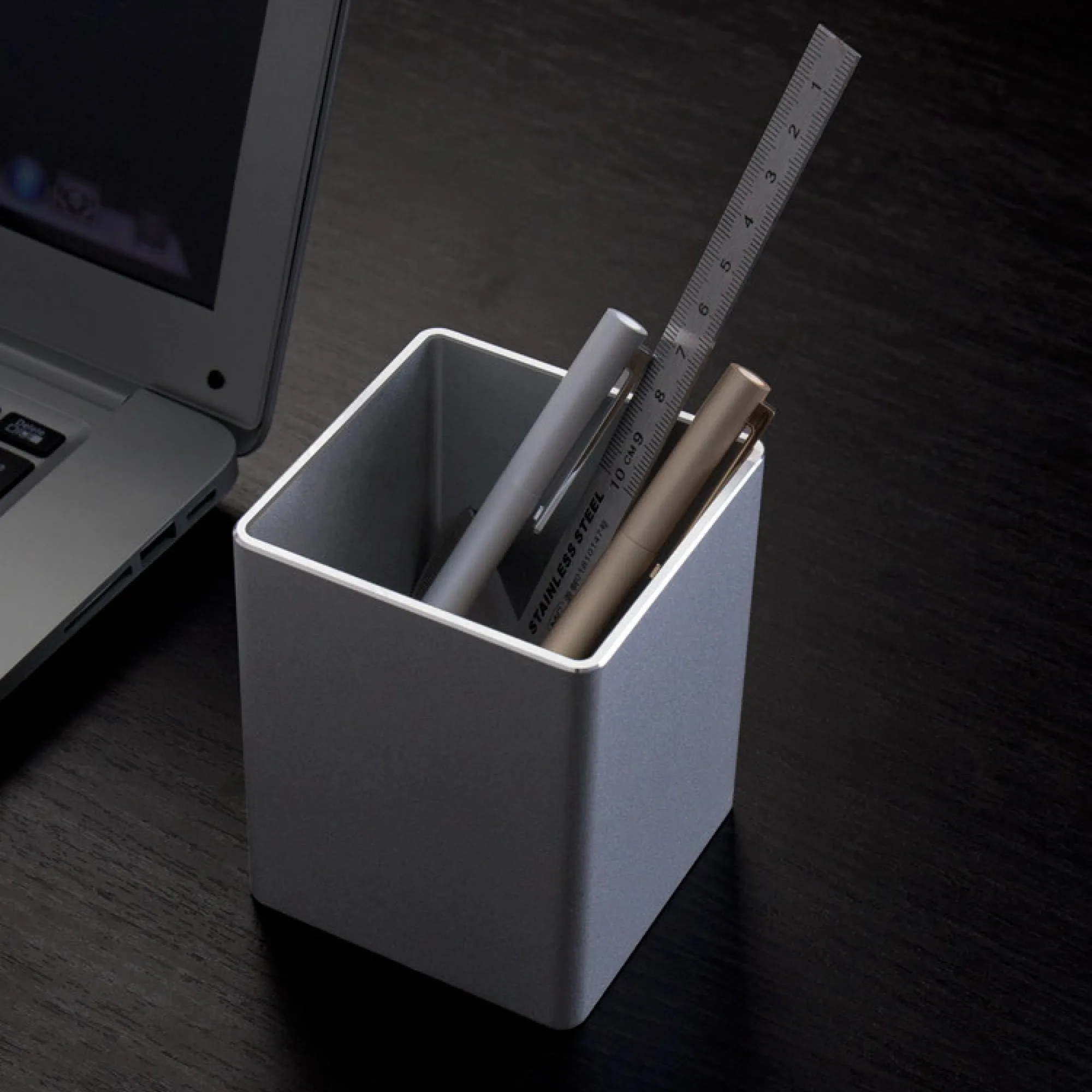 Metal Square Desk Pen Holder thumbnail 4