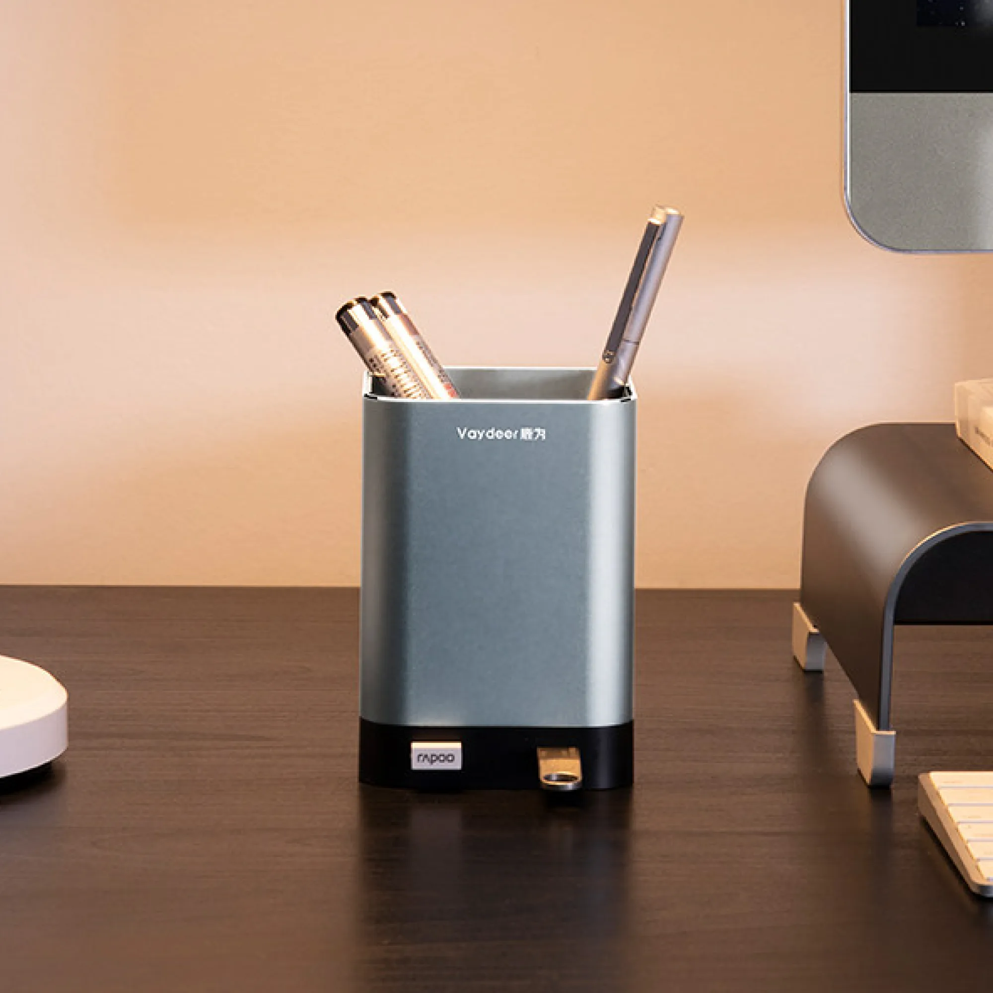 Metal Square Desk Pen Holder thumbnail 5