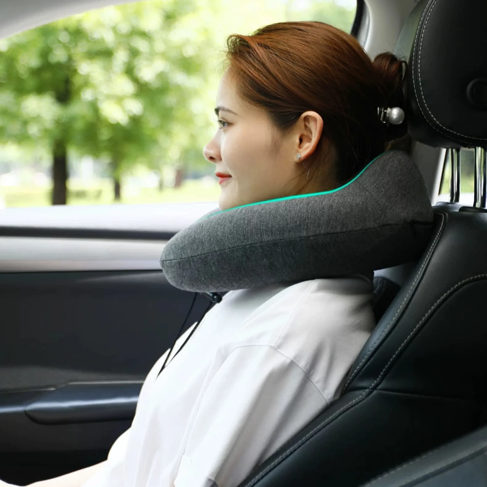 U-Shaped Memory Foam Neck Pillow thumbnail 2