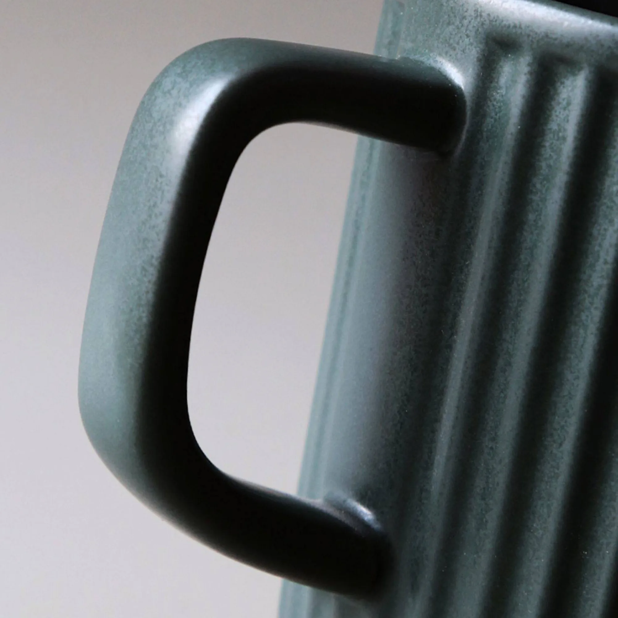Ceramic Mug with Lid and Optional Nanmu Spoon thumbnail 5