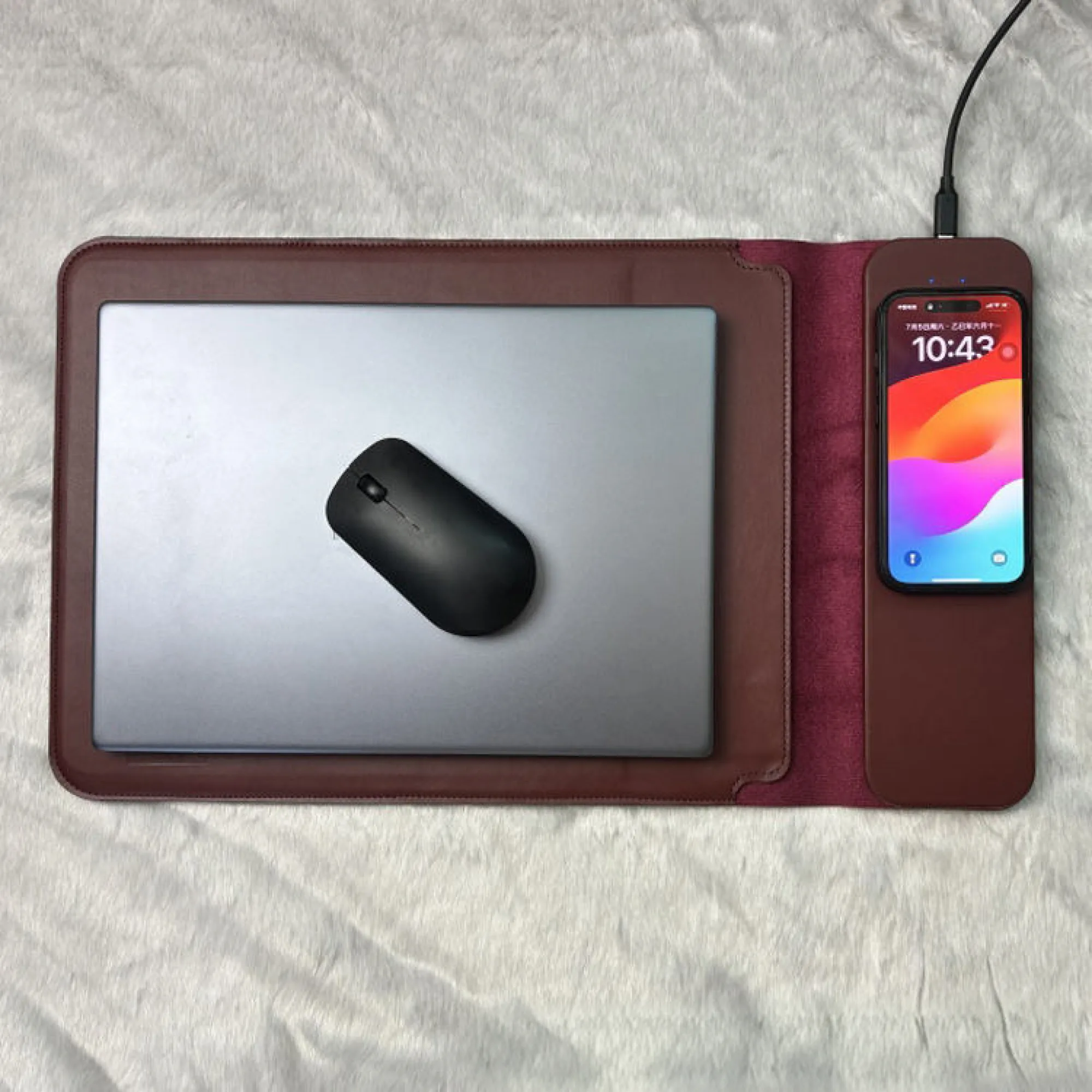 Multifunctional Portable Laptop Sleeve with Wireless Charging thumbnail 2