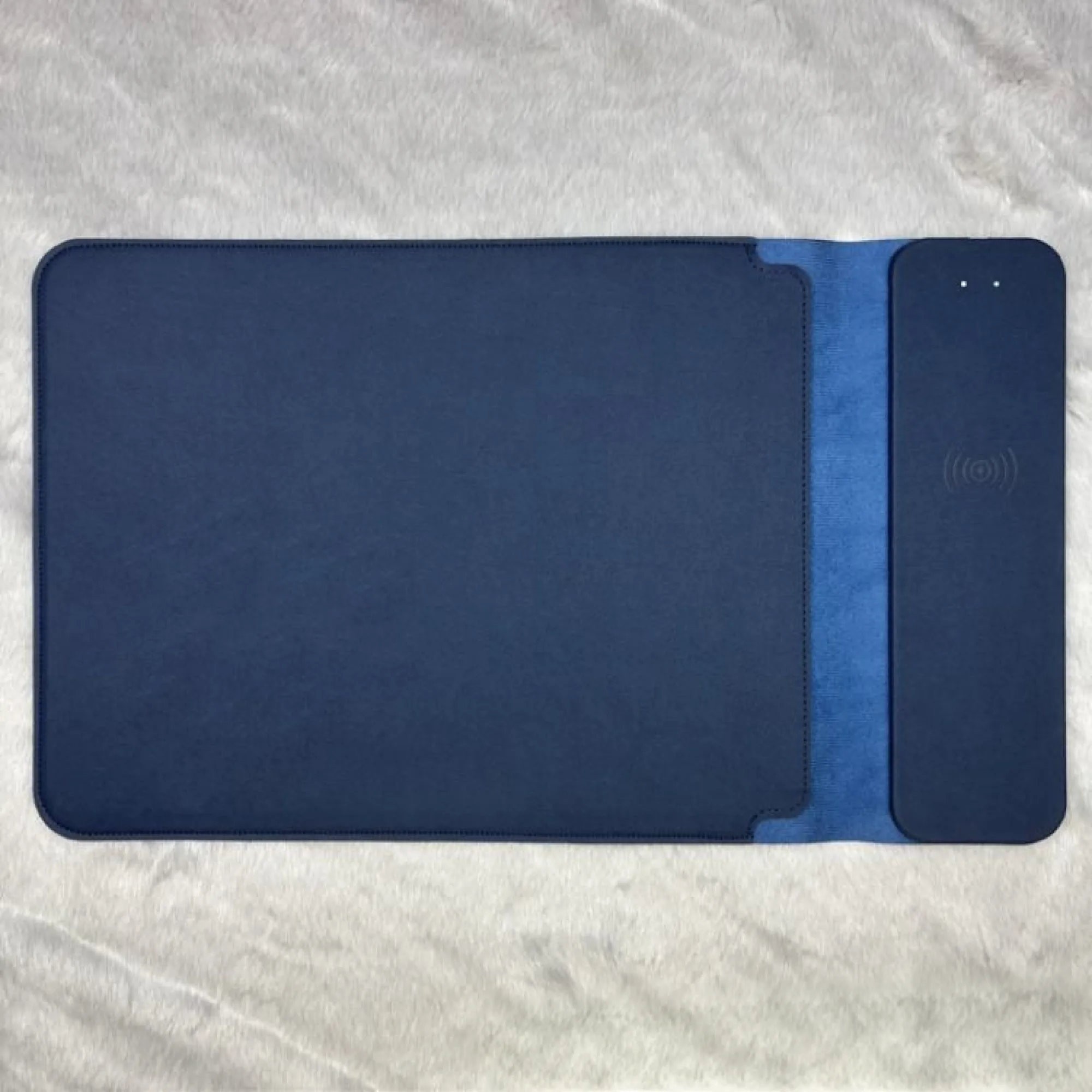 Multifunctional Portable Laptop Sleeve with Wireless Charging thumbnail 3