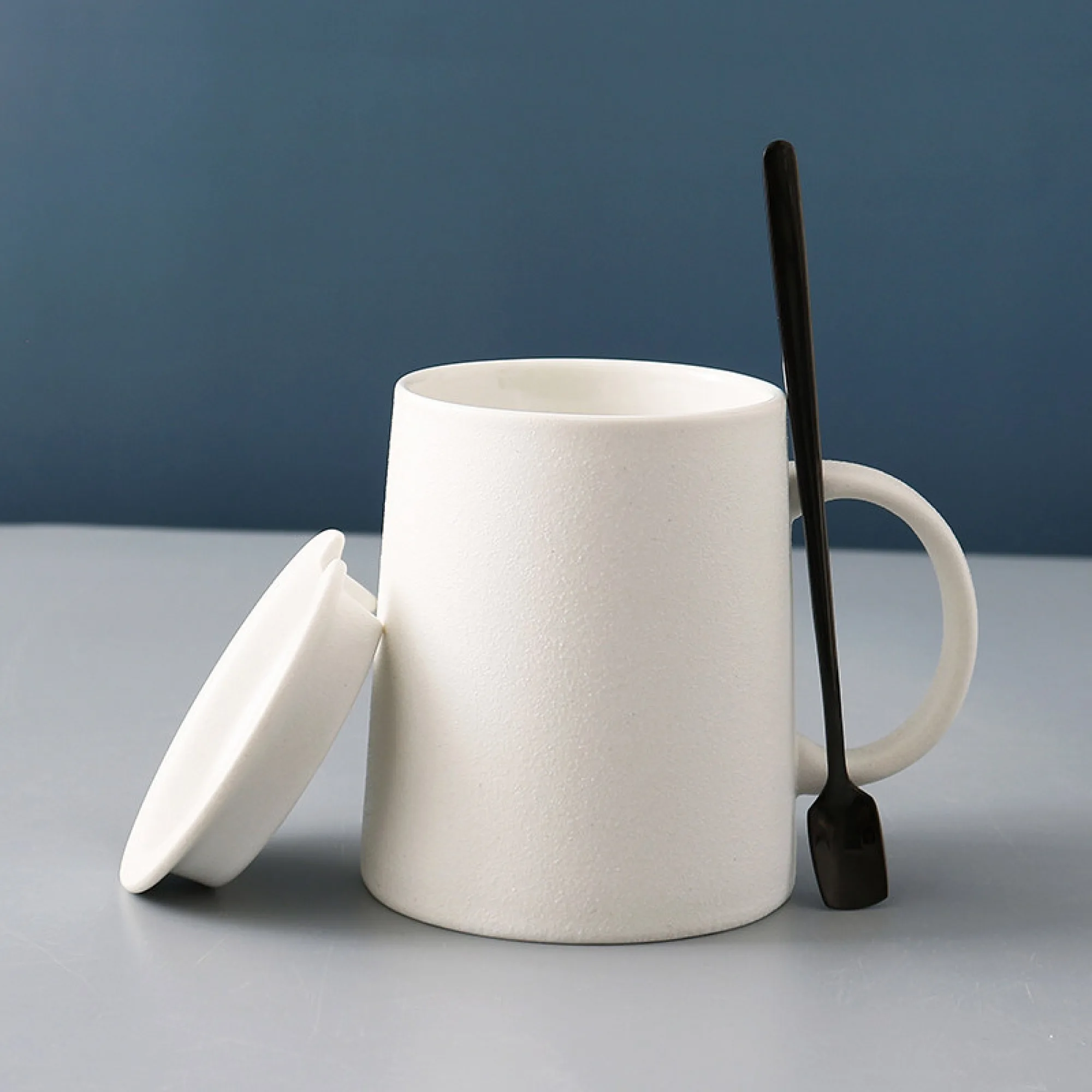 Frosted Ceramic Mug with Lid and Spoon thumbnail 9