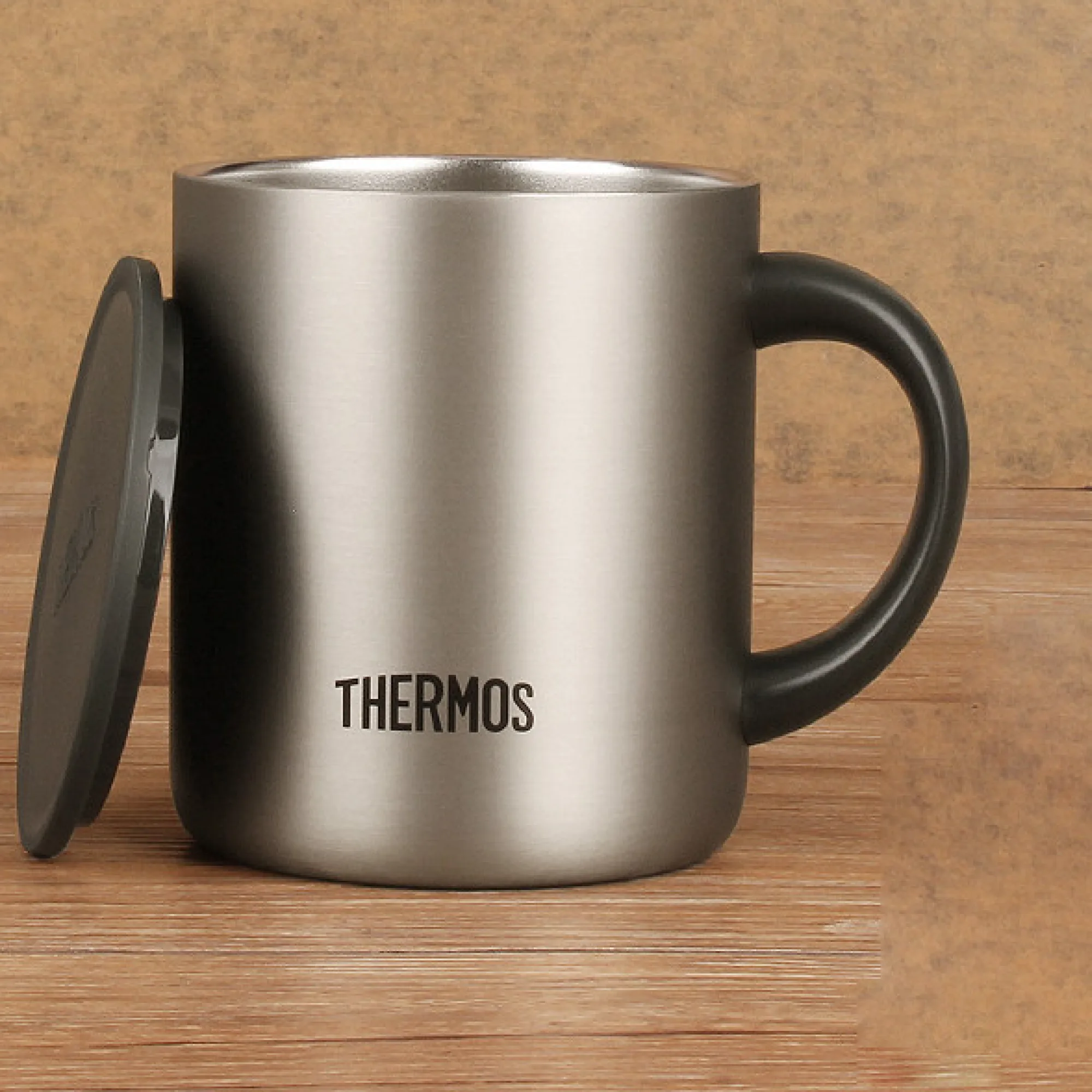 Thermos Insulated Coffee Mug with Lid and Handle thumbnail 9