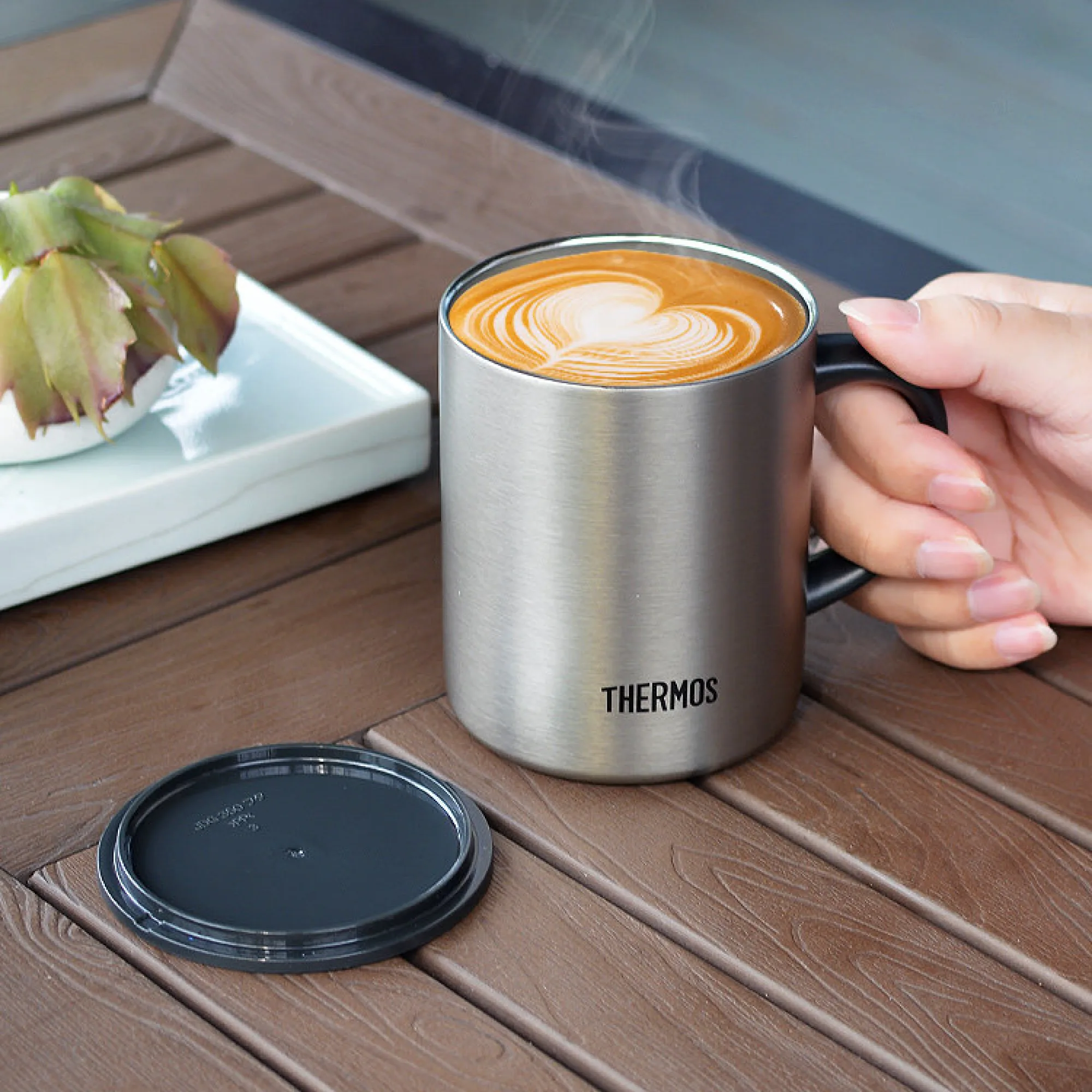 Thermos Insulated Coffee Mug with Lid and Handle thumbnail 2