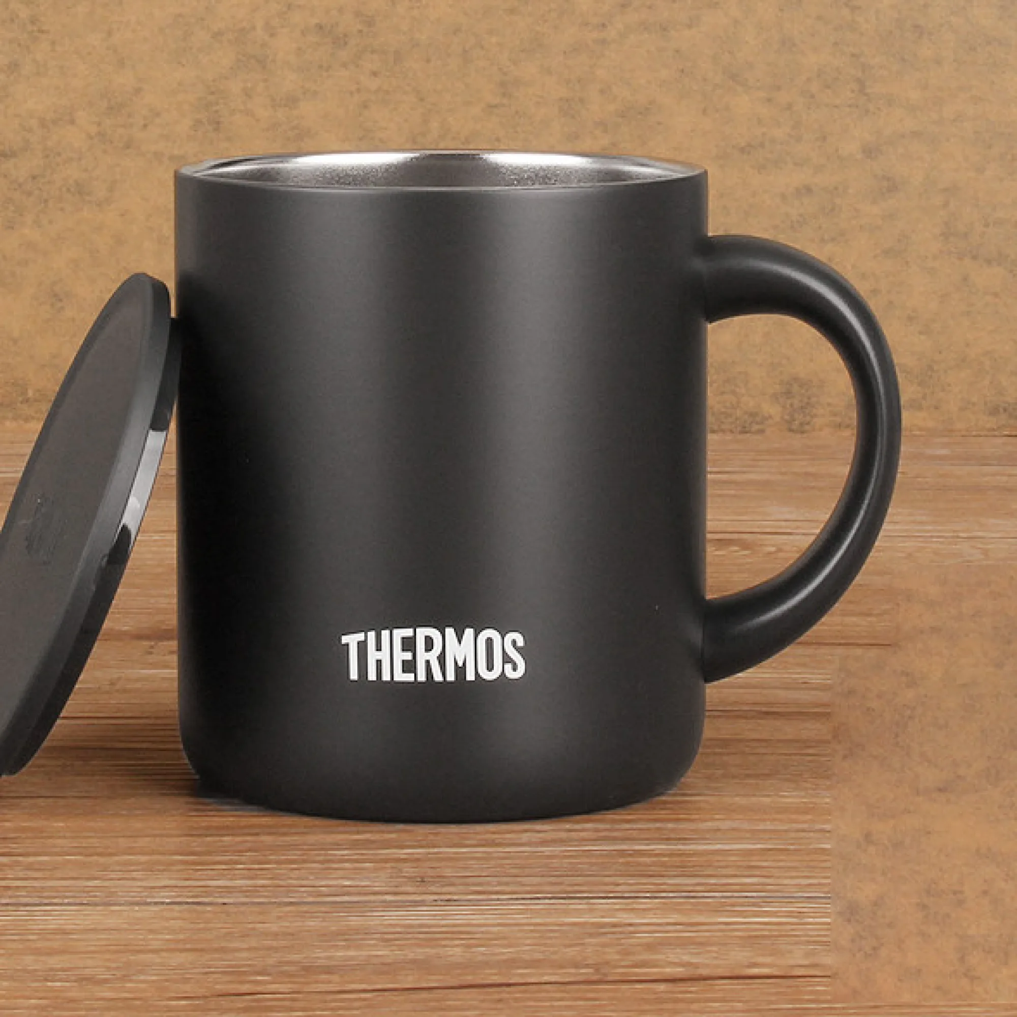 Thermos Insulated Coffee Mug with Lid and Handle thumbnail 10