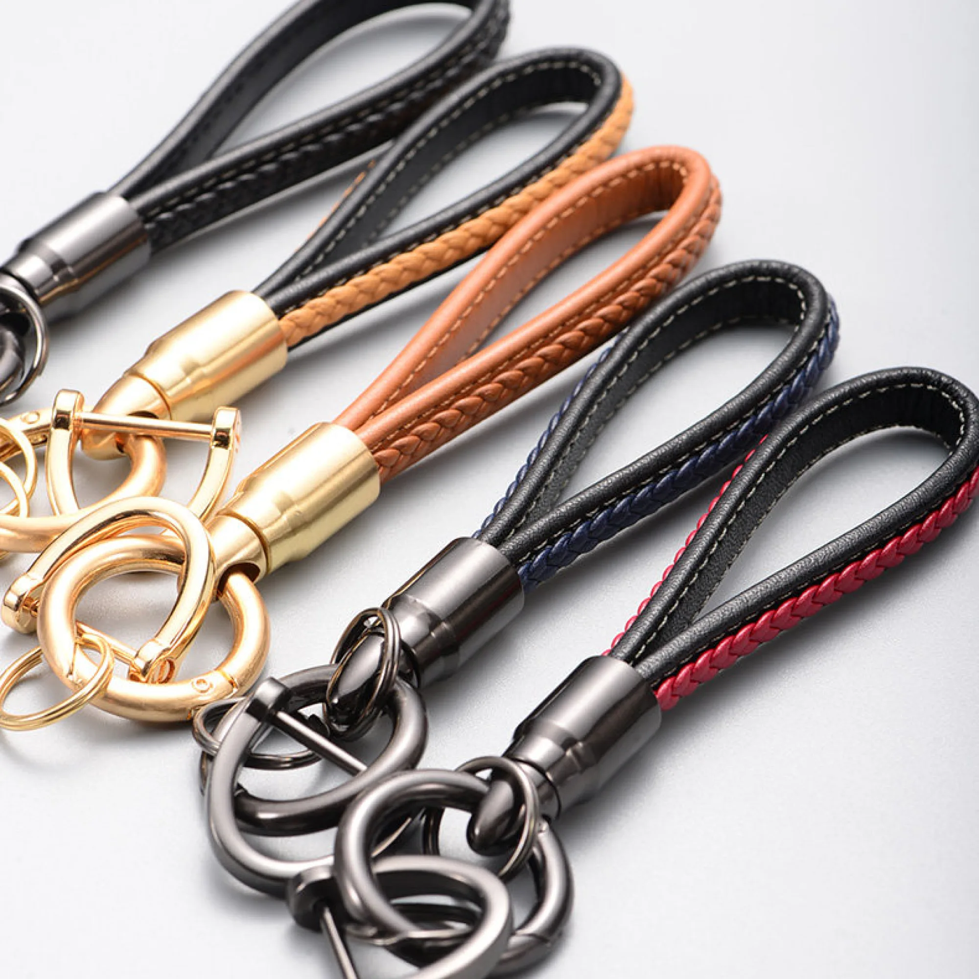 Handwoven Leather Keychain with Horse Hoof Buckle thumbnail 2