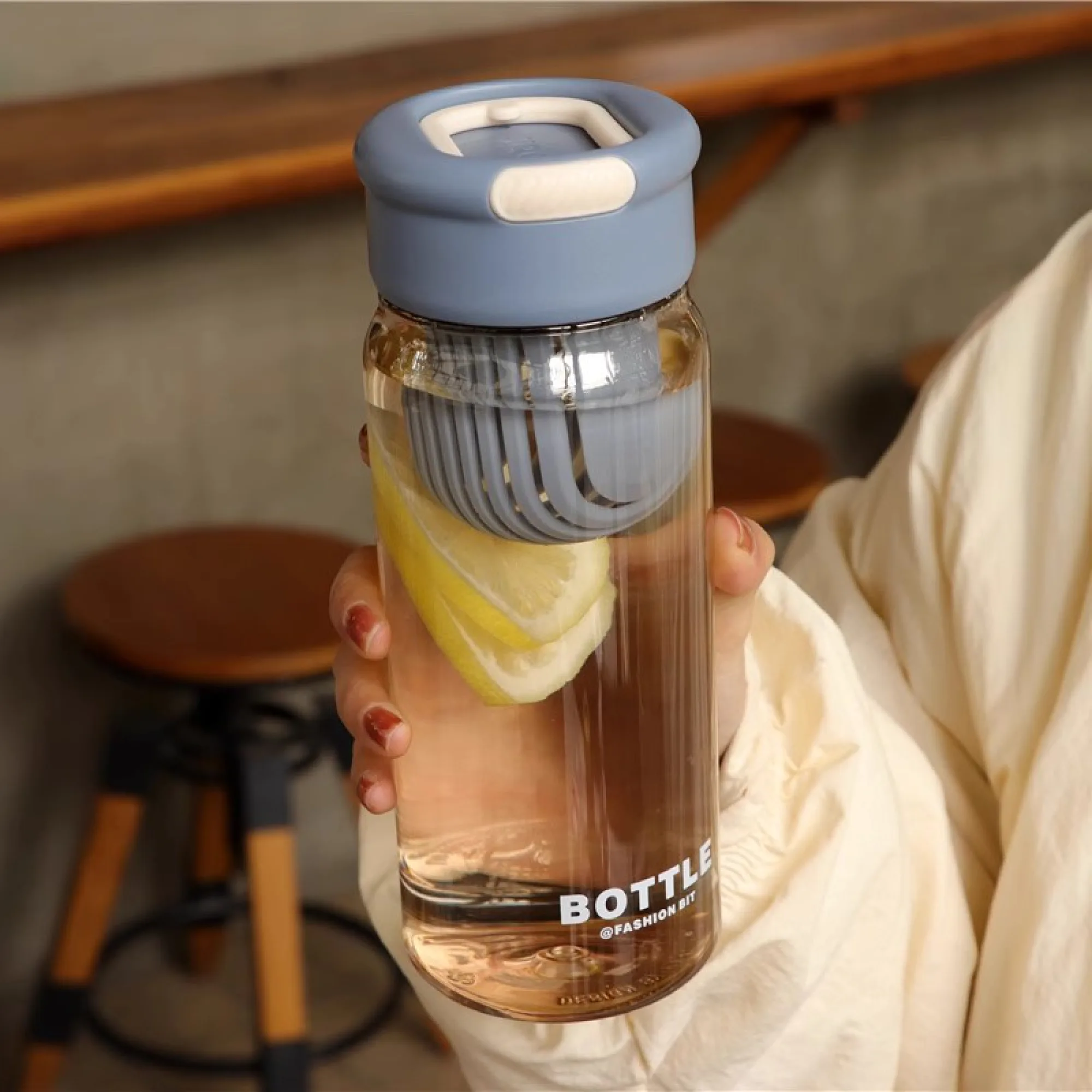 650ml Water Bottle with Lid and Tea Infuser