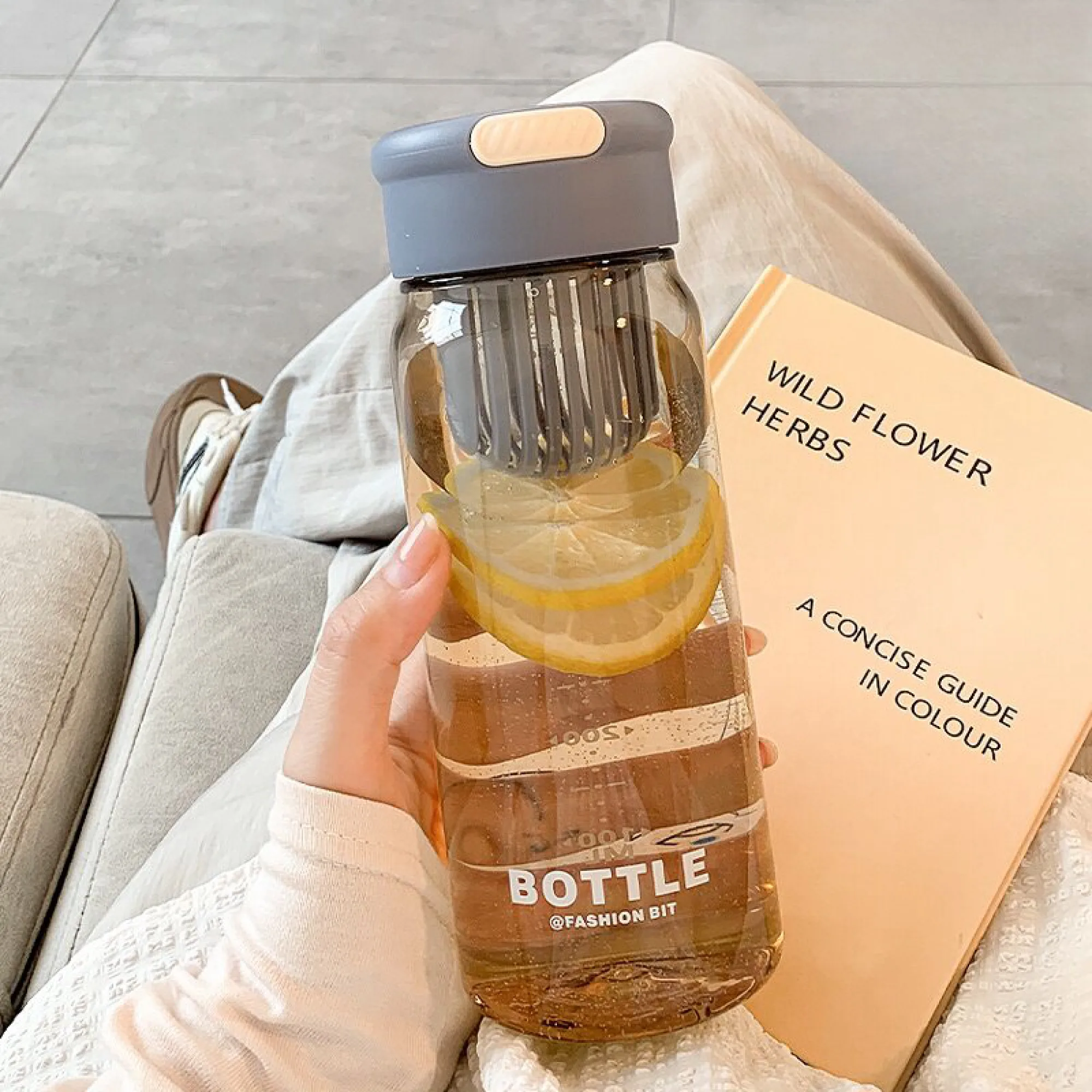 650ml Water Bottle with Lid and Tea Infuser thumbnail 7