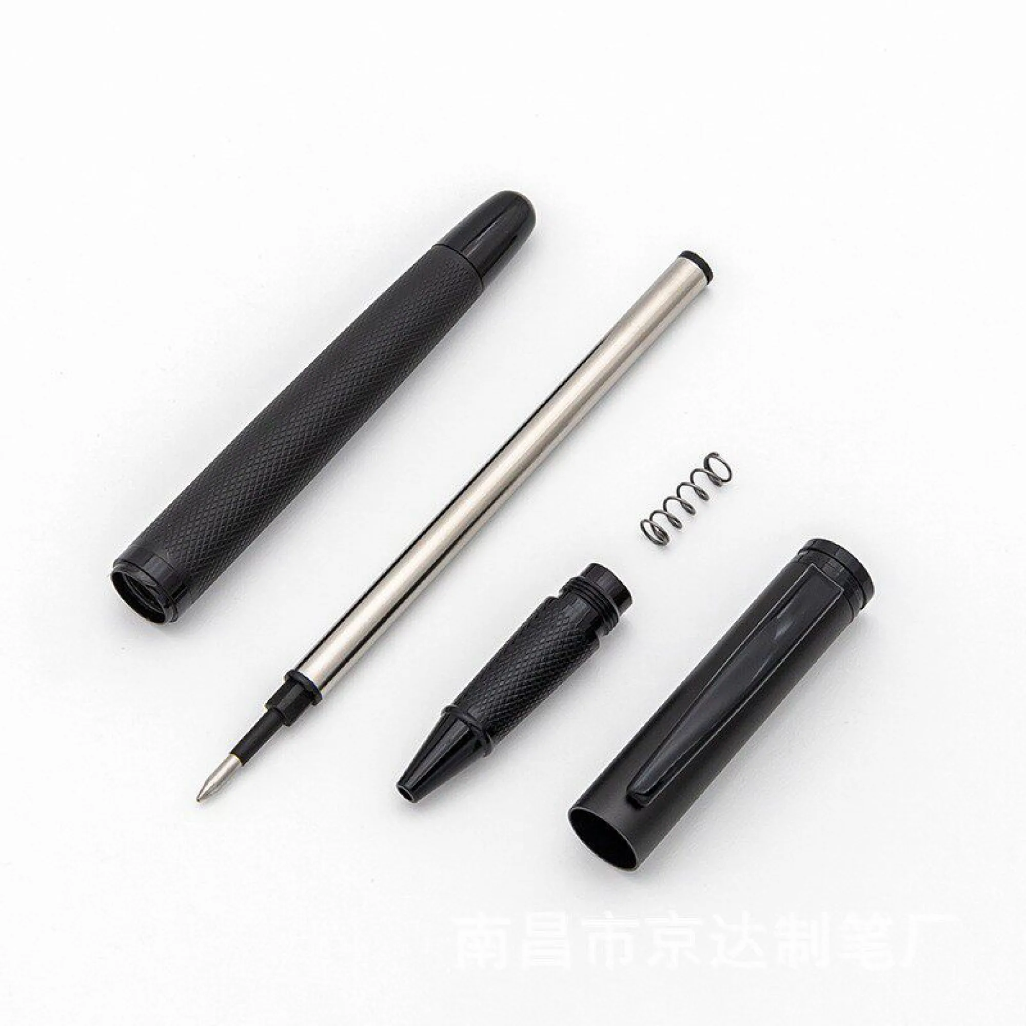 Metal Rollerball Pen with Wave and Dragon Scale Patterns thumbnail 6