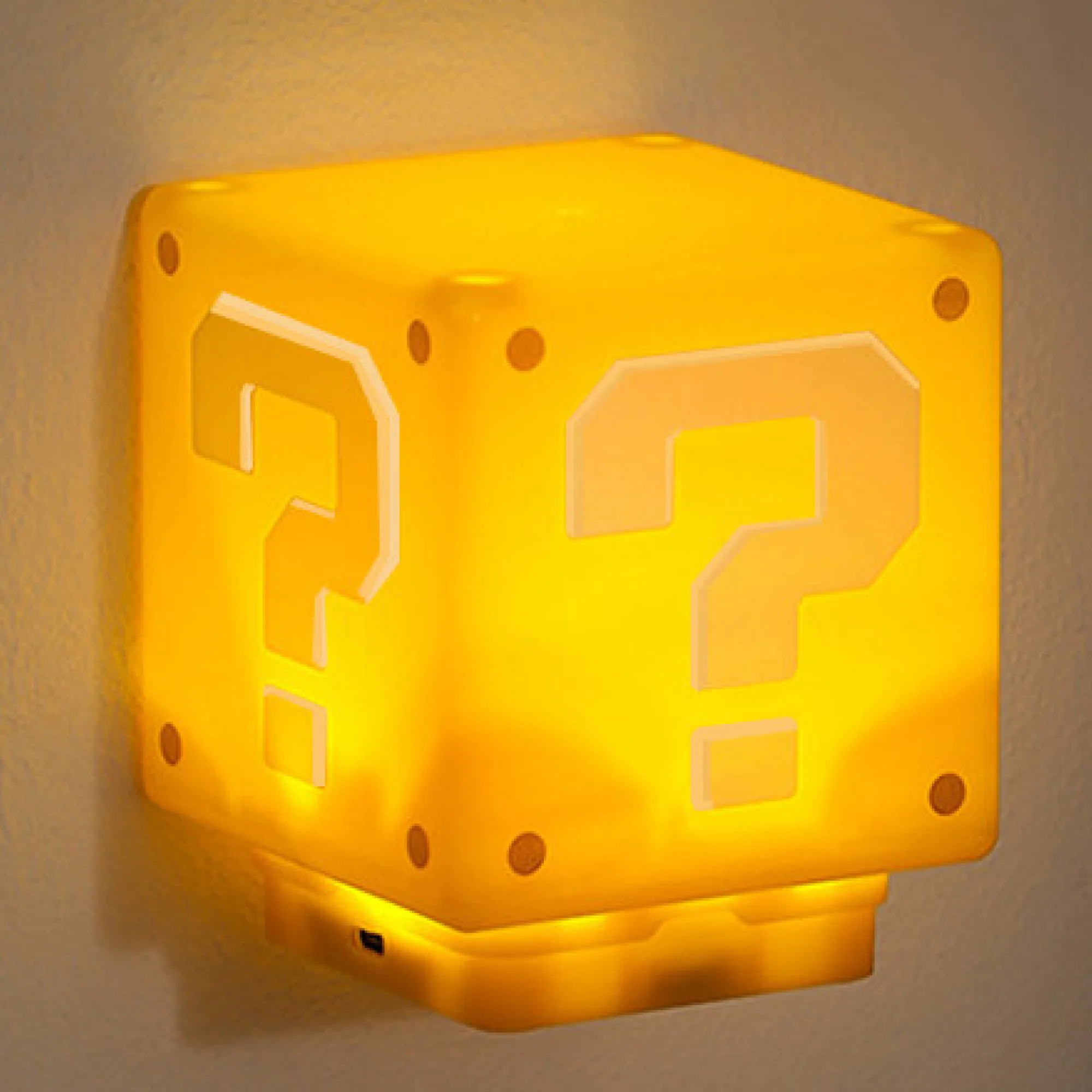 Mario Question Mark LED Night Light thumbnail 4