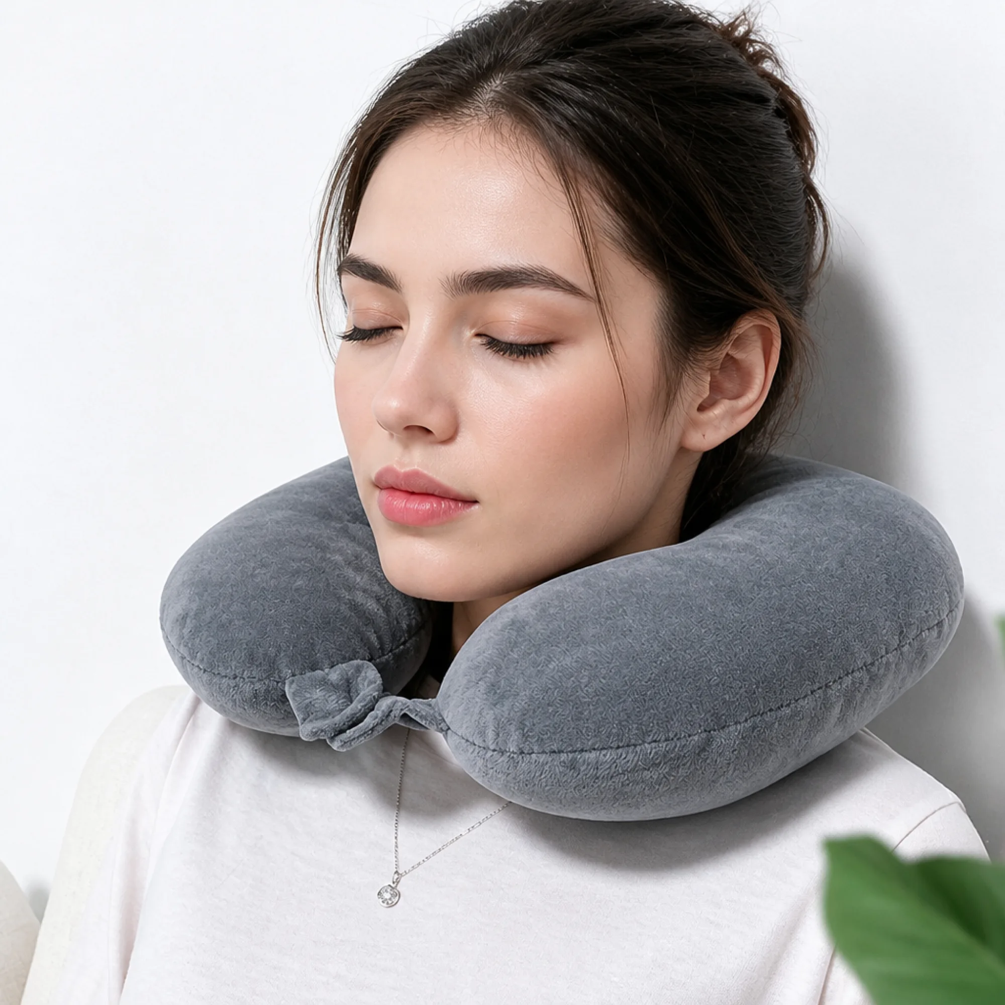 U-Shaped Neck Pillow with Crystal Velvet Cover and PP Cotton Filling thumbnail 3