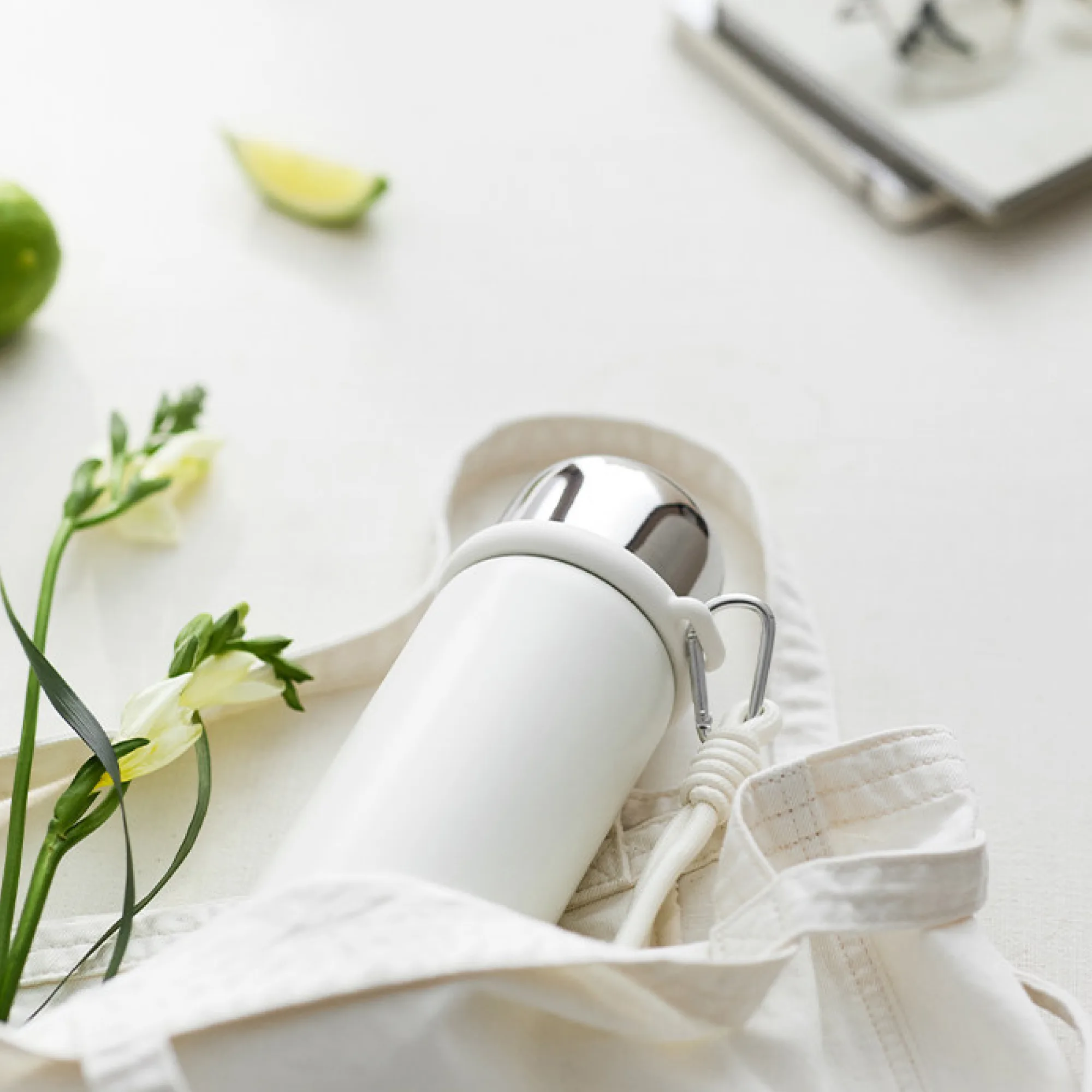 OLAYKS OLK-H8147 550ml Stainless Steel Insulated Tumbler with Pop-up Lid thumbnail 8