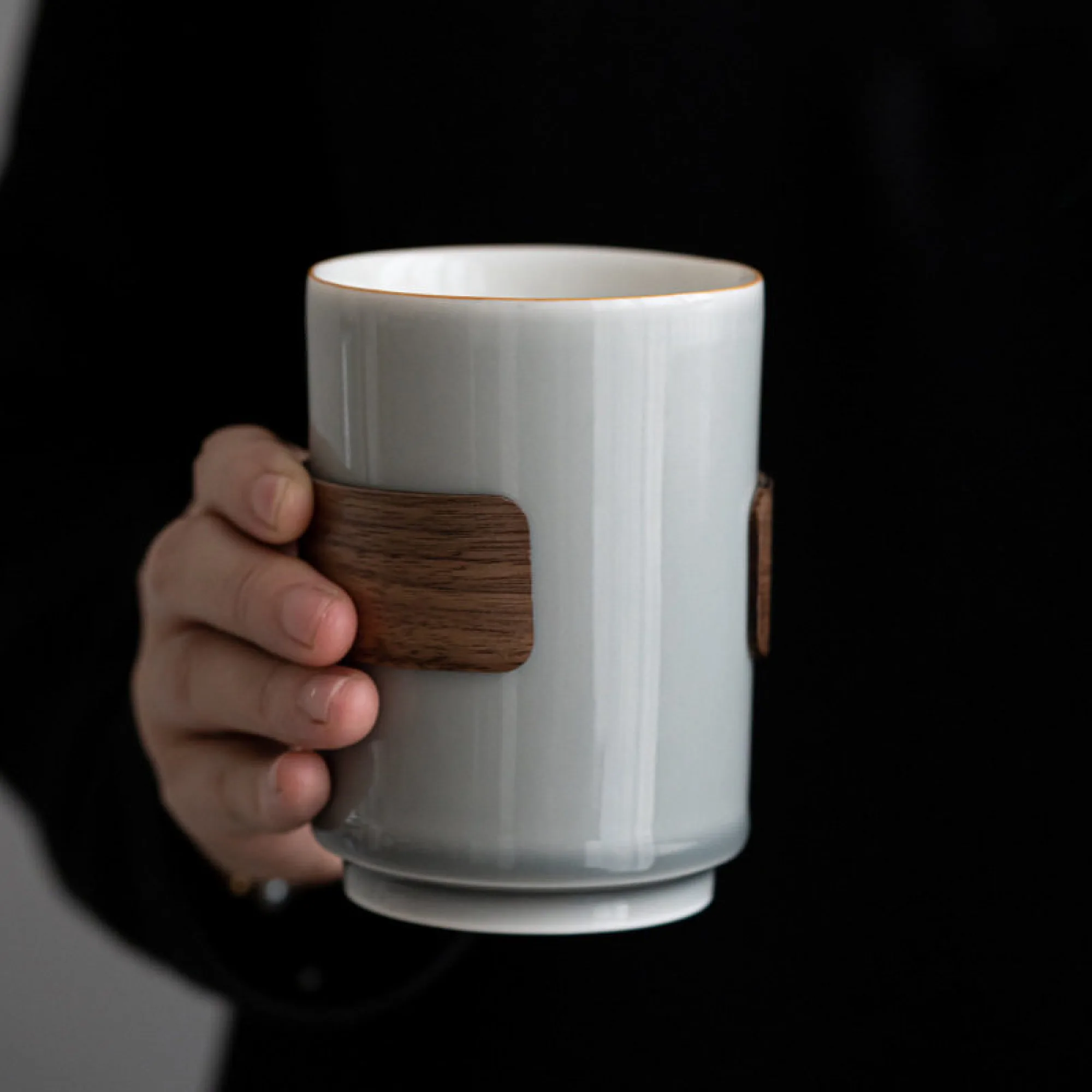 Japanese Style Ceramic Mug with Ice Grey Glaze thumbnail 2