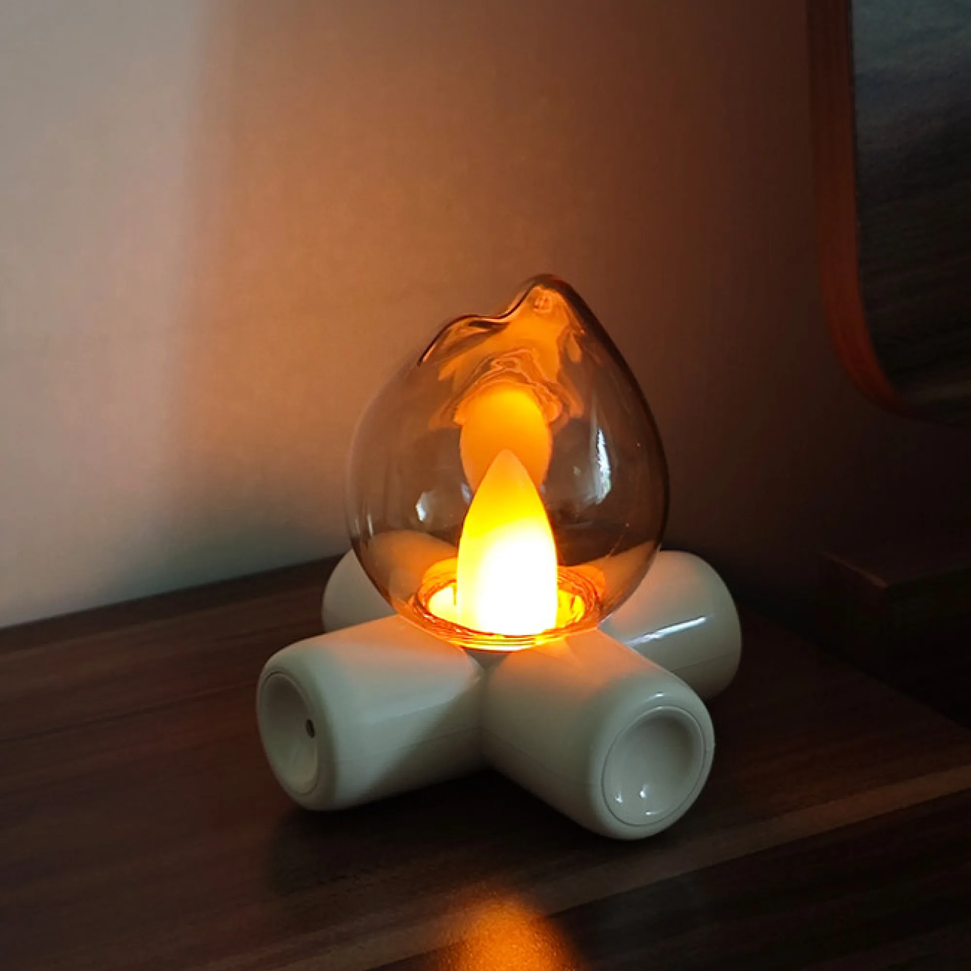 Retro Flame Ambient Lamp
