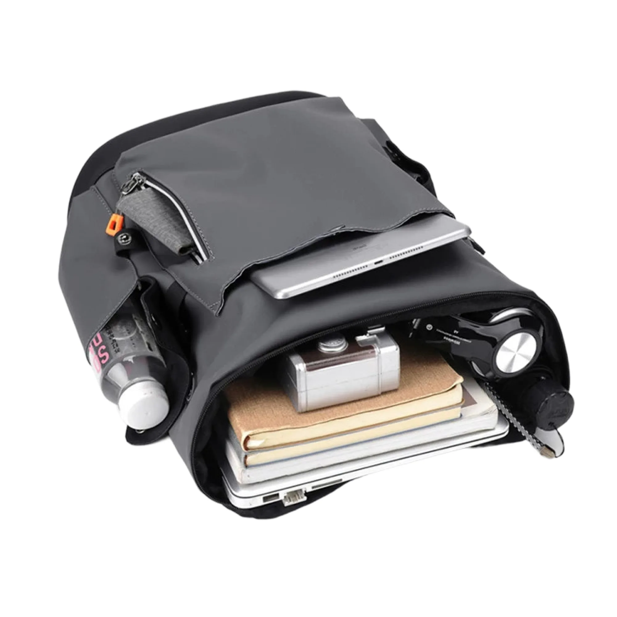 Large-Capacity Backpack with Laptop Compartment thumbnail 2