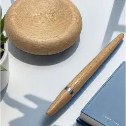 Magnetic Levitation Pen Set with Beech Wood Barrel thumbnail 5