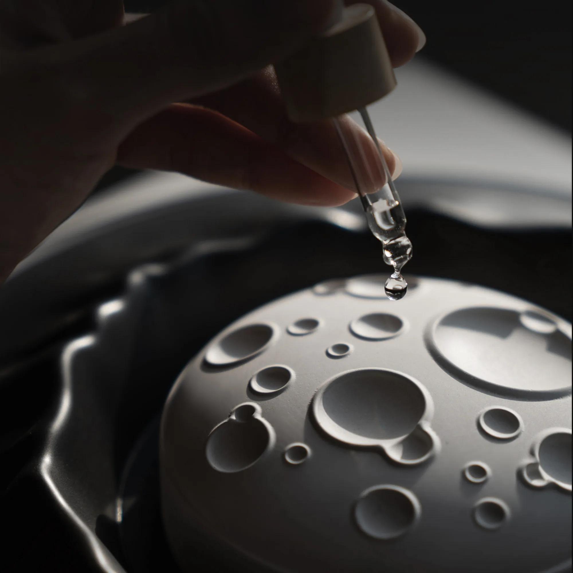UFO Bluetooth Speaker with Aroma Diffuser thumbnail 5