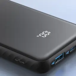 Anker Power Bank with Built-in Type-C Cable thumbnail 6
