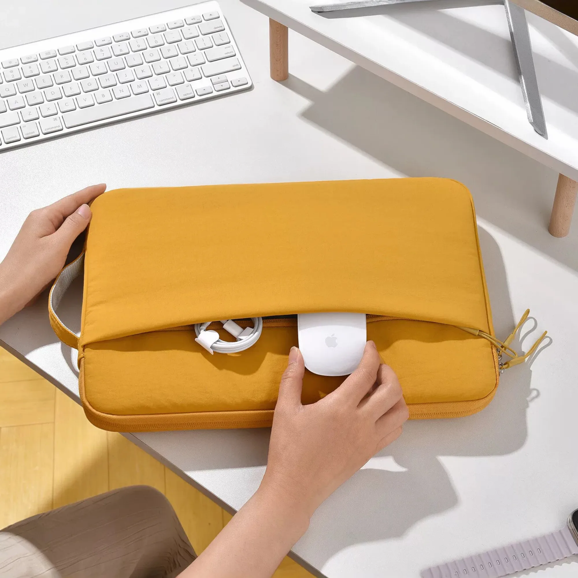 Multifunctional Shockproof Laptop Sleeve with Oxford Fabric thumbnail 4