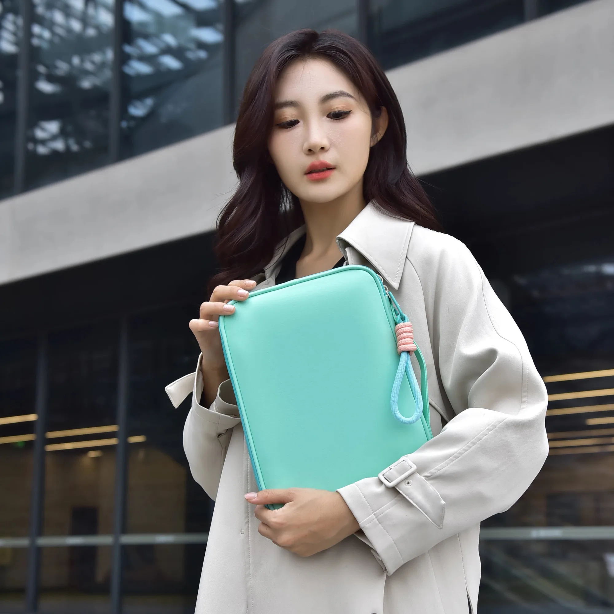 Multi-Compartment Laptop Carrying Bag with Waterproof Nylon Fabric thumbnail 5