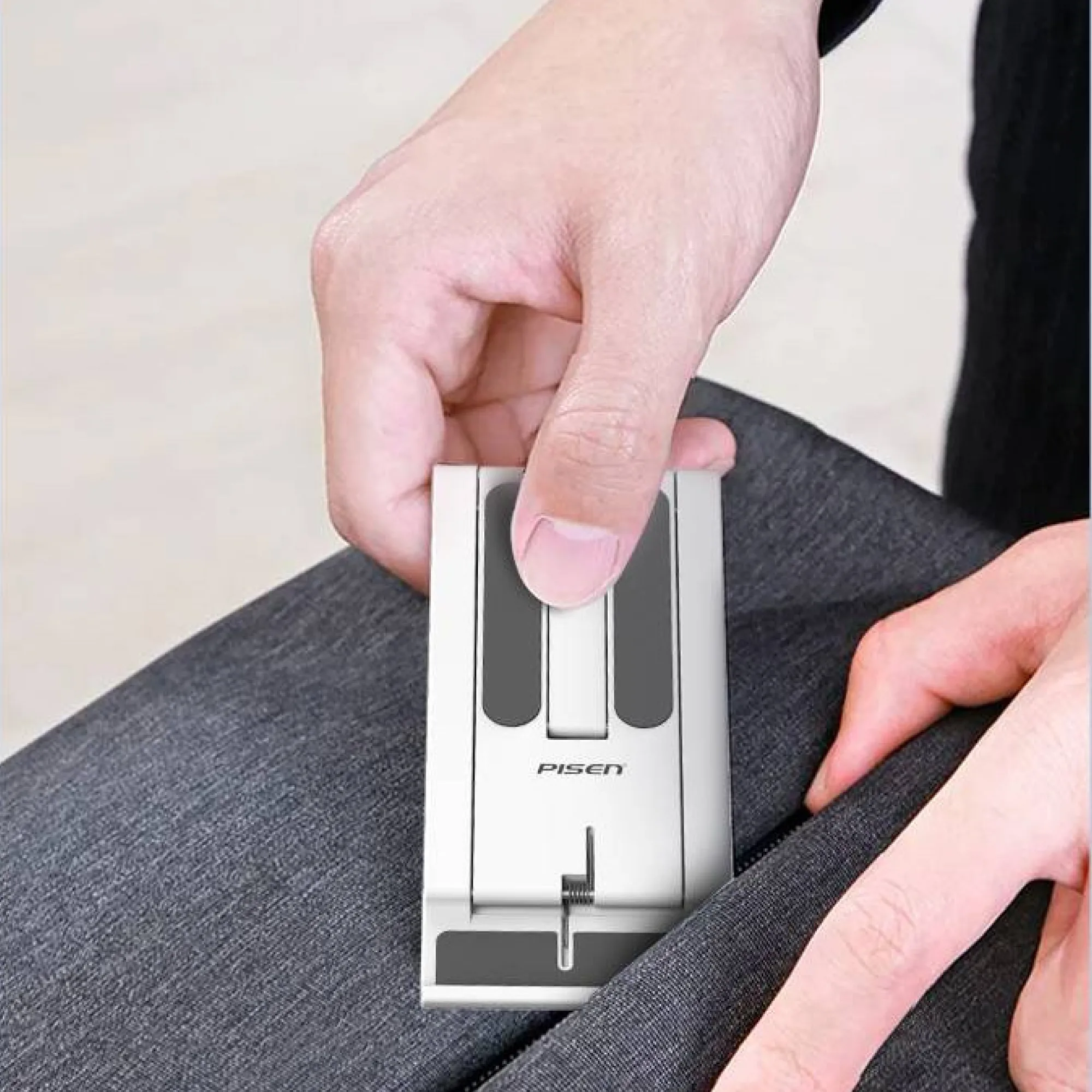 Pisen Foldable Desktop Phone and Tablet Stand thumbnail 5