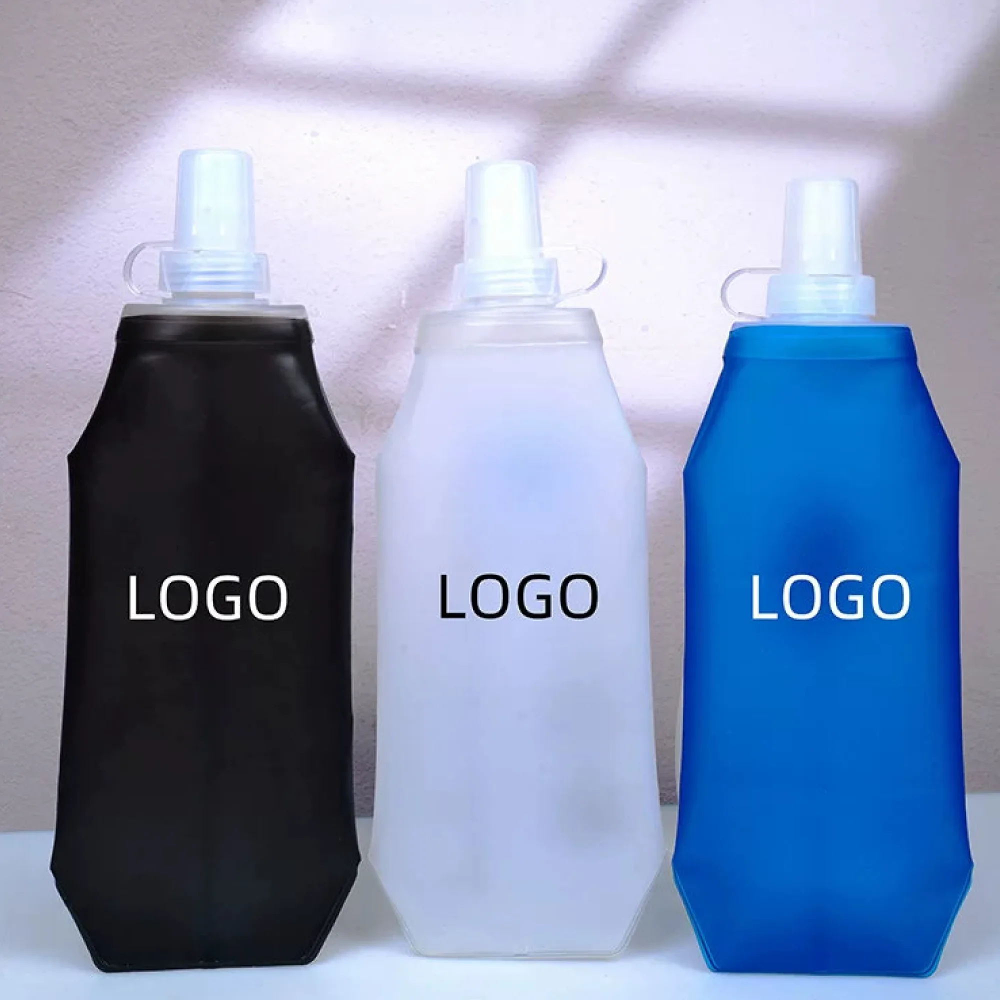 Collapsible Squeeze Water Bottle with Bite Valve thumbnail 4