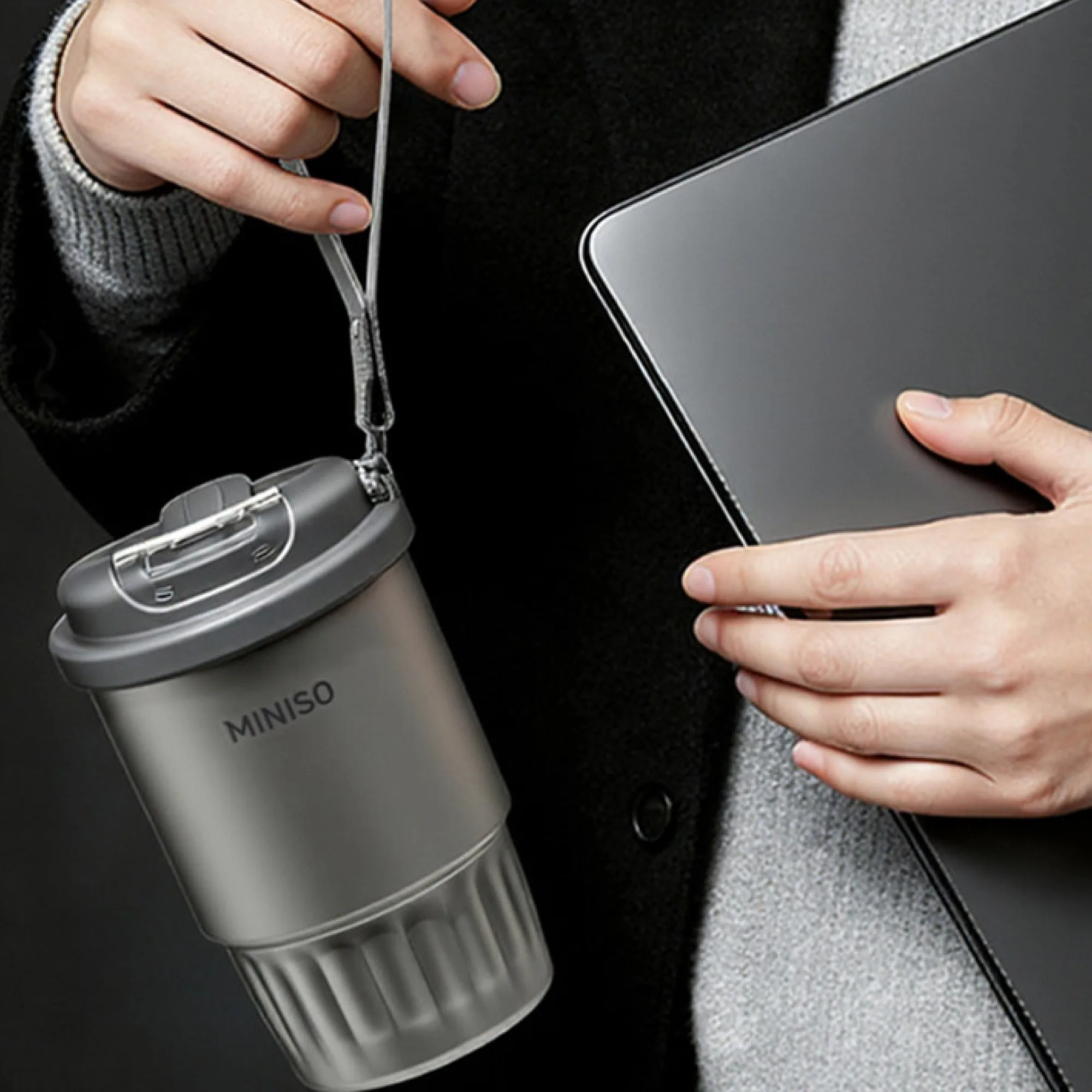 MINISO ZS3849H Dual-Drink Thermos Cup 380ml thumbnail 10